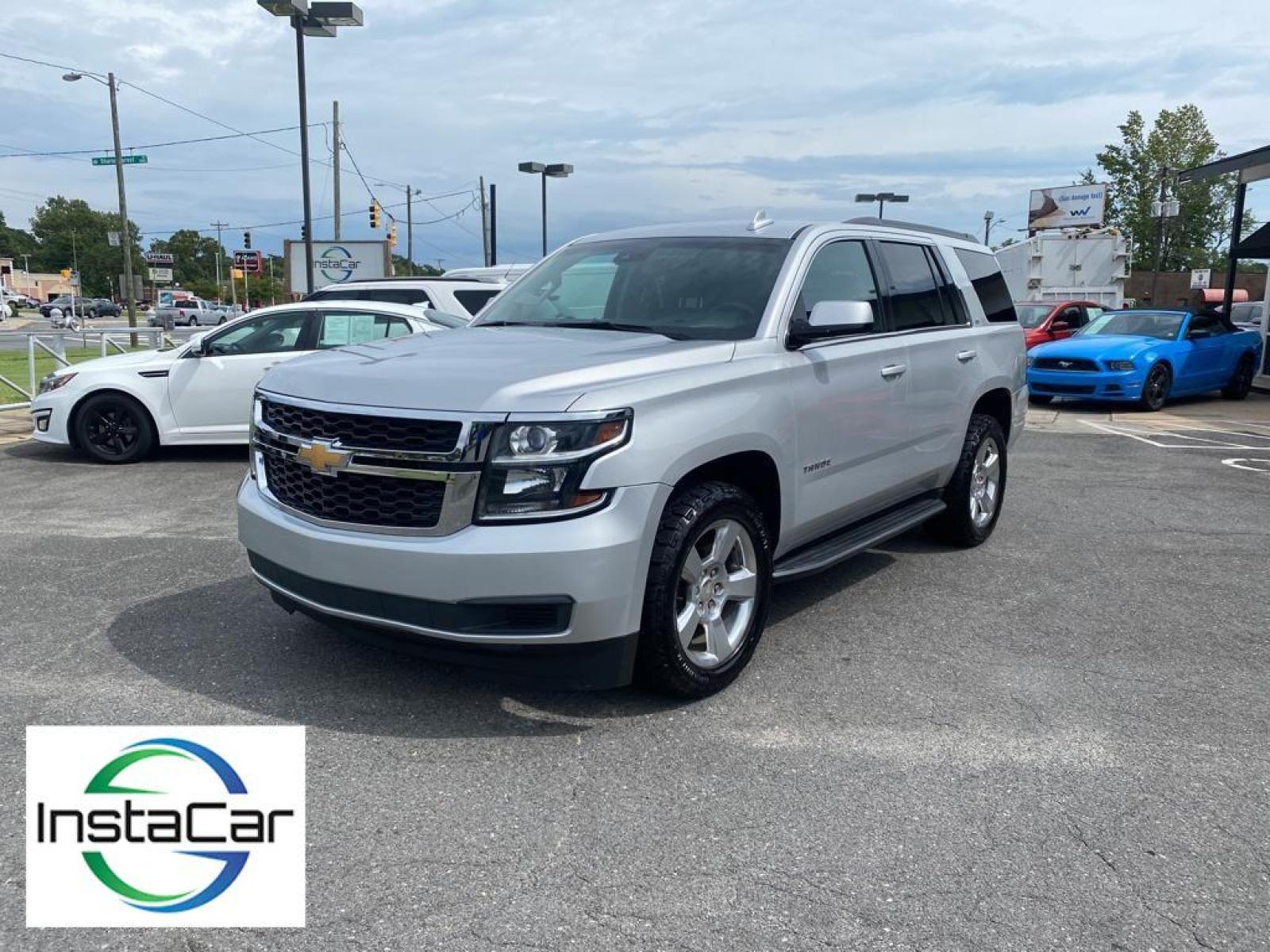 2016 Silver Ice Metallic /Jet Black Chevrolet Tahoe LS (1GNSCAKC5GR) with an V8, 5.3L engine, 6-speed automatic transmission, located at 3147 E Independence Blvd, Charlotte, NC, 28205, 35.200268, -80.773651 - <b>Equipment</b><br>The Chevrolet Tahoe is equipped with the latest generation of XM/Sirius Radio. It has satellite radio capabilities. The rear parking assist technology on this unit will put you at ease when reversing. The system alerts you as you get closer to an obstruction. Enjoy your music ev - Photo #8