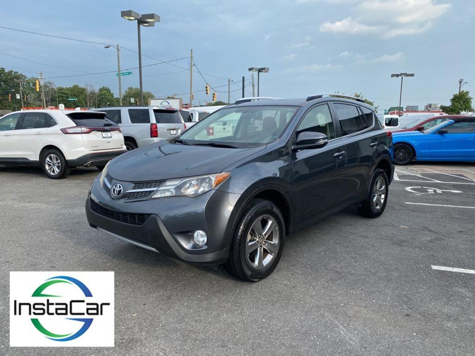 2015 Magnetic Gray Metallic /Black Toyota RAV4 XLE (JTMWFREV6FD) with an L4, 2.5L engine, 6-speed automatic transmission, located at 3147 E Independence Blvd, Charlotte, NC, 28205, 35.200268, -80.773651 - <b>Equipment</b><br>This model features a hands-free Bluetooth phone system. This small suv is equipped with the latest generation of XM/Sirius Radio. See what's behind you with the back up camera on this small suv. The satellite radio system in this Toyota RAV4 gives you access to hundreds of natio - Photo #9