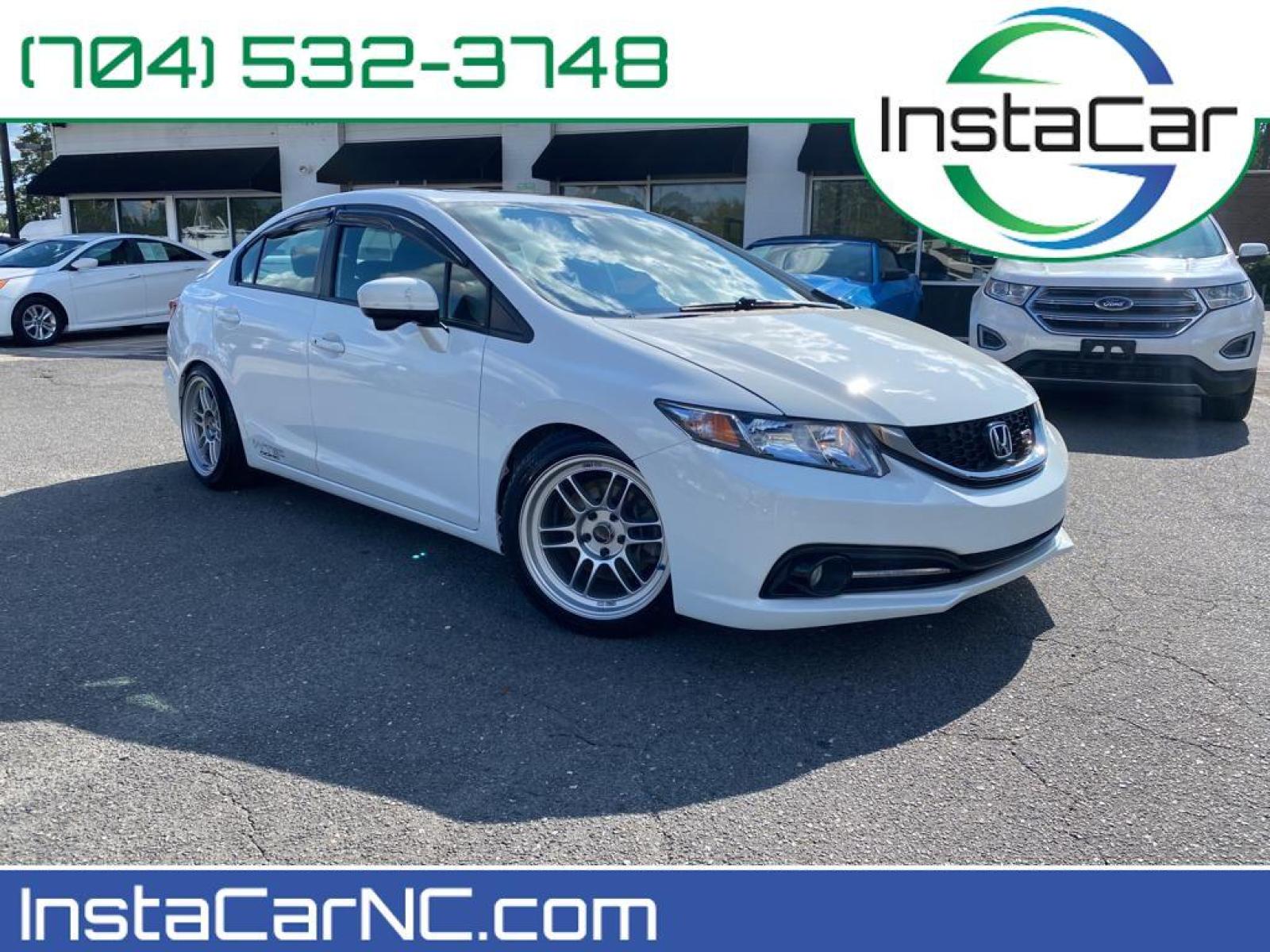 2015 Taffeta White /Black/Red Honda Civic Si (2HGFB6E5XFH) with an L4, 2.4L engine, 6-speed manual transmission, located at 3147 E Independence Blvd, Charlotte, NC, 28205, 35.200268, -80.773651 - Photo #0