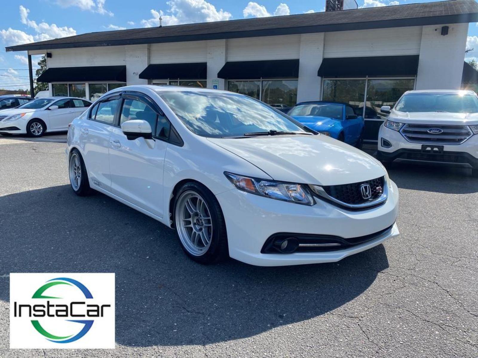 2015 Taffeta White /Black/Red Honda Civic Si (2HGFB6E5XFH) with an L4, 2.4L engine, 6-speed manual transmission, located at 3147 E Independence Blvd, Charlotte, NC, 28205, 35.200268, -80.773651 - <b>Equipment</b><br>Protect this Honda Civic from unwanted accidents with a cutting edge backup camera system. You'll never again be lost in a crowded city or a country region with the navigation system on this Honda Civic. The satellite radio system in this small car gives you access to hundreds o - Photo #5