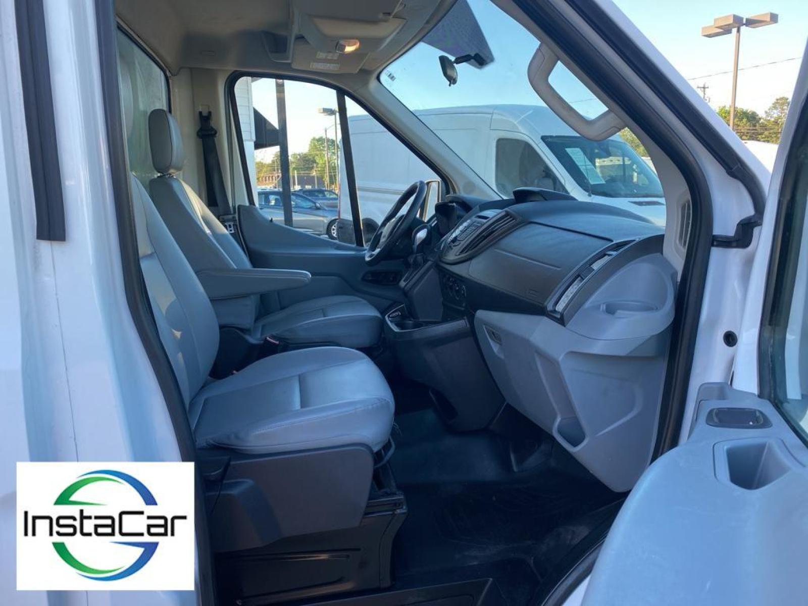 2018 Oxford White /Pewter Ford Transit Chassis Cab Base w/10,360 lb. GVWR (1FDRS8ZV6JK) with an L5, 3.2L engine, 6-speed automatic transmission, located at 3147 E Independence Blvd, Charlotte, NC, 28205, 35.200268, -80.773651 - <b>Equipment</b><br>This 2018 Ford Transit Chassis Cab T-350HD has a L5, 3.2L high output engine. It is outfitted with a Powerstroke diesel engine This model is rear wheel drive. Set the temperature exactly where you are most comfortable in this Ford Transit Chassis Cab. The fan speed and temperatur - Photo #21