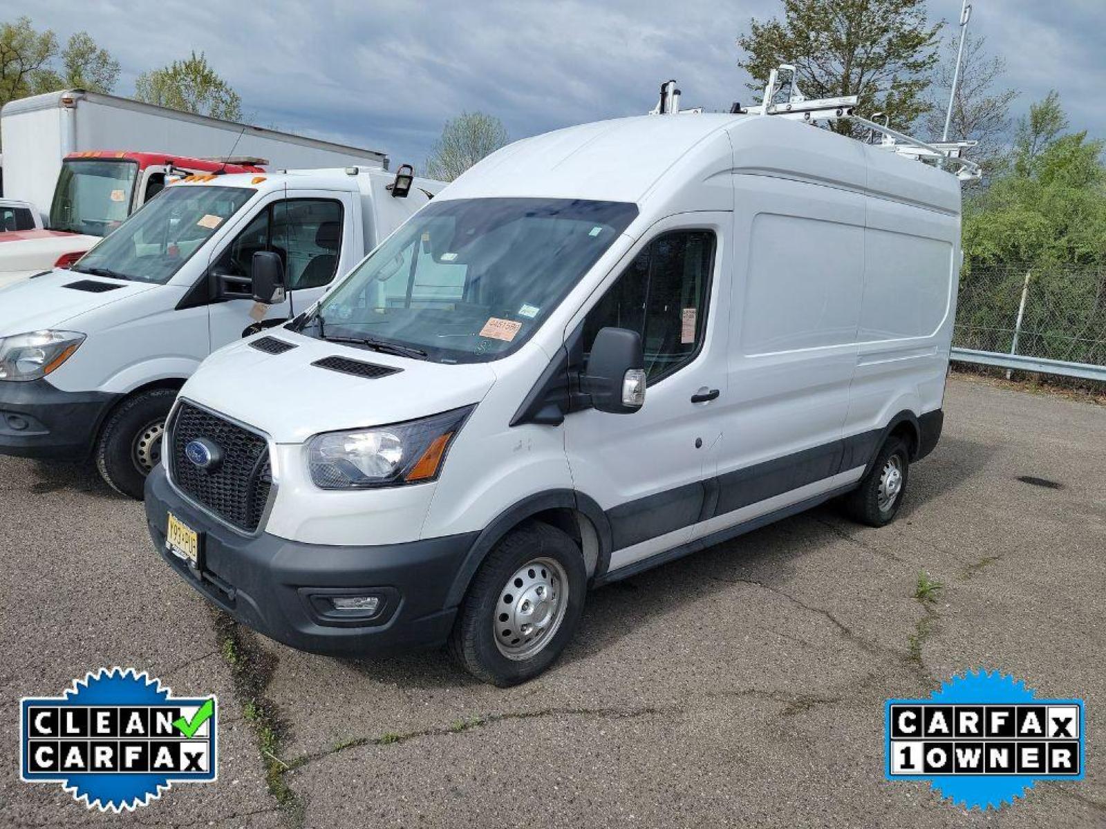 2022 White Ford Transit Van Base (1FTBW2X88NK) with an V6, 3.5L engine, Automatic transmission, located at 3147 E Independence Blvd, Charlotte, NC, 28205, 35.200268, -80.773651 - Photo #2