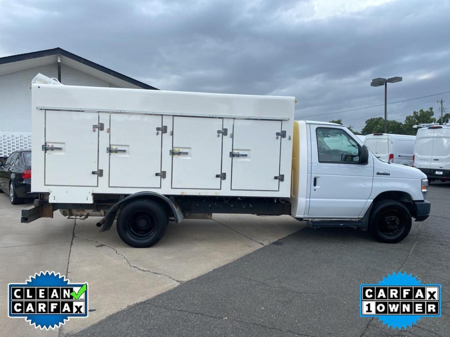2017 Oxford White /Medium Flint Ford E-450 Super Duty Base (1FDXE4FSXHD) with an V10, 6.8L (415 CID) engine, 6-speed automatic transmission, located at 6520 E. Independence Blvd., Charlotte, NC, 28212, 35.146019, -80.723465 - <b>Equipment</b><br>Our dealership has already run the CARFAX report and it is clean. A clean CARFAX is a great asset for resale value in the future. This vehicle is a certified CARFAX 1-owner. This model is rear wheel drive. Set the temperature exactly where you are most comfortable in it. The fan - Photo#11
