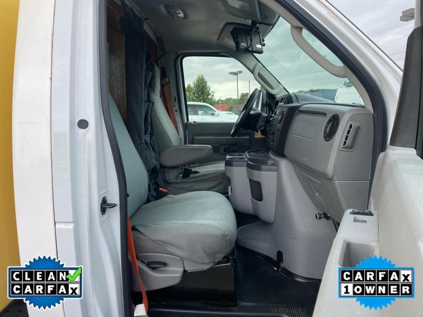 2017 Oxford White /Medium Flint Ford E-450 Super Duty Base (1FDXE4FSXHD) with an V10, 6.8L (415 CID) engine, 6-speed automatic transmission, located at 6520 E. Independence Blvd., Charlotte, NC, 28212, 35.146019, -80.723465 - <b>Equipment</b><br>Our dealership has already run the CARFAX report and it is clean. A clean CARFAX is a great asset for resale value in the future. This vehicle is a certified CARFAX 1-owner. This model is rear wheel drive. Set the temperature exactly where you are most comfortable in it. The fan - Photo#20