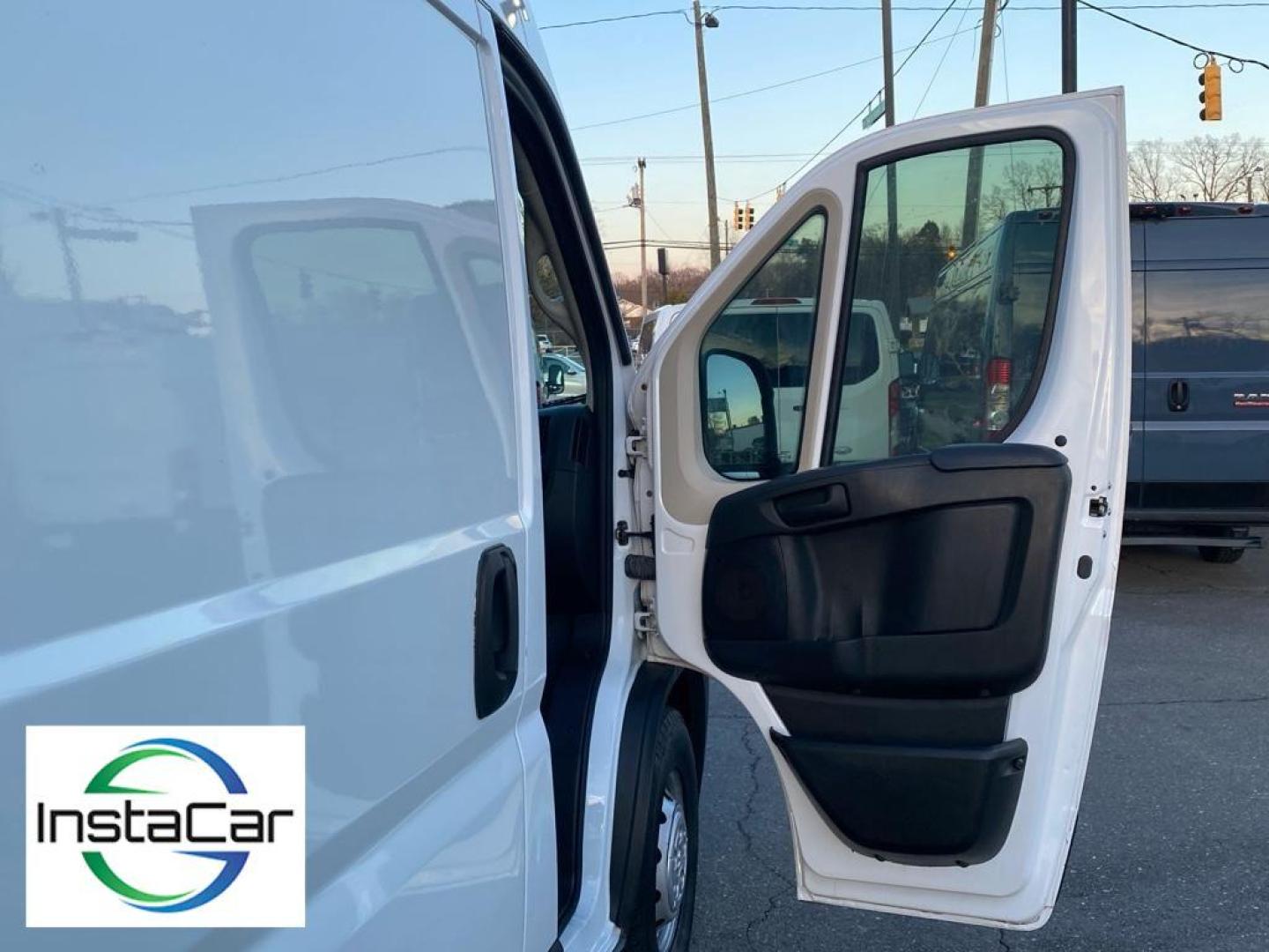 2019 Bright White Clearcoat /Black Ram ProMaster 1500 High Roof 136WB (3C6TRVBG8KE) with an V6, 3.6L engine, 6-speed automatic transmission, located at 3147 E Independence Blvd, Charlotte, NC, 28205, 35.200268, -80.773651 - <b>Equipment</b><br>This 1/2 ton van features a hands-free Bluetooth phone system. Protect the vehicle from unwanted accidents with a cutting edge backup camera system. This 2019 Ram ProMaster 1500 has a V6, 3.6L high output engine. This model embodies class and sophistication with its refined whit - Photo#19