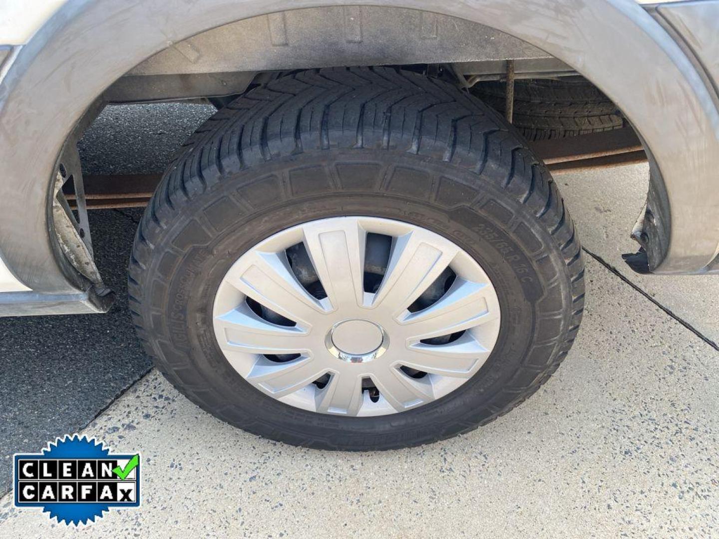 2015 Oxford White /Pewter Ford Transit Wagon XLT (1FBZX2YM8FK) with an V6, 3.7L engine, 6-speed automatic transmission, located at 6520 E. Independence Blvd., Charlotte, NC, 28212, 35.146019, -80.723465 - <b>Equipment</b><br>Protect it from unwanted accidents with a cutting edge backup camera system. The vehicle has a clean CARFAX vehicle history report. The state of the art park assist system will guide you easily into any spot. It features a hands-free Bluetooth phone system. This unit has a V6, 3. - Photo#16