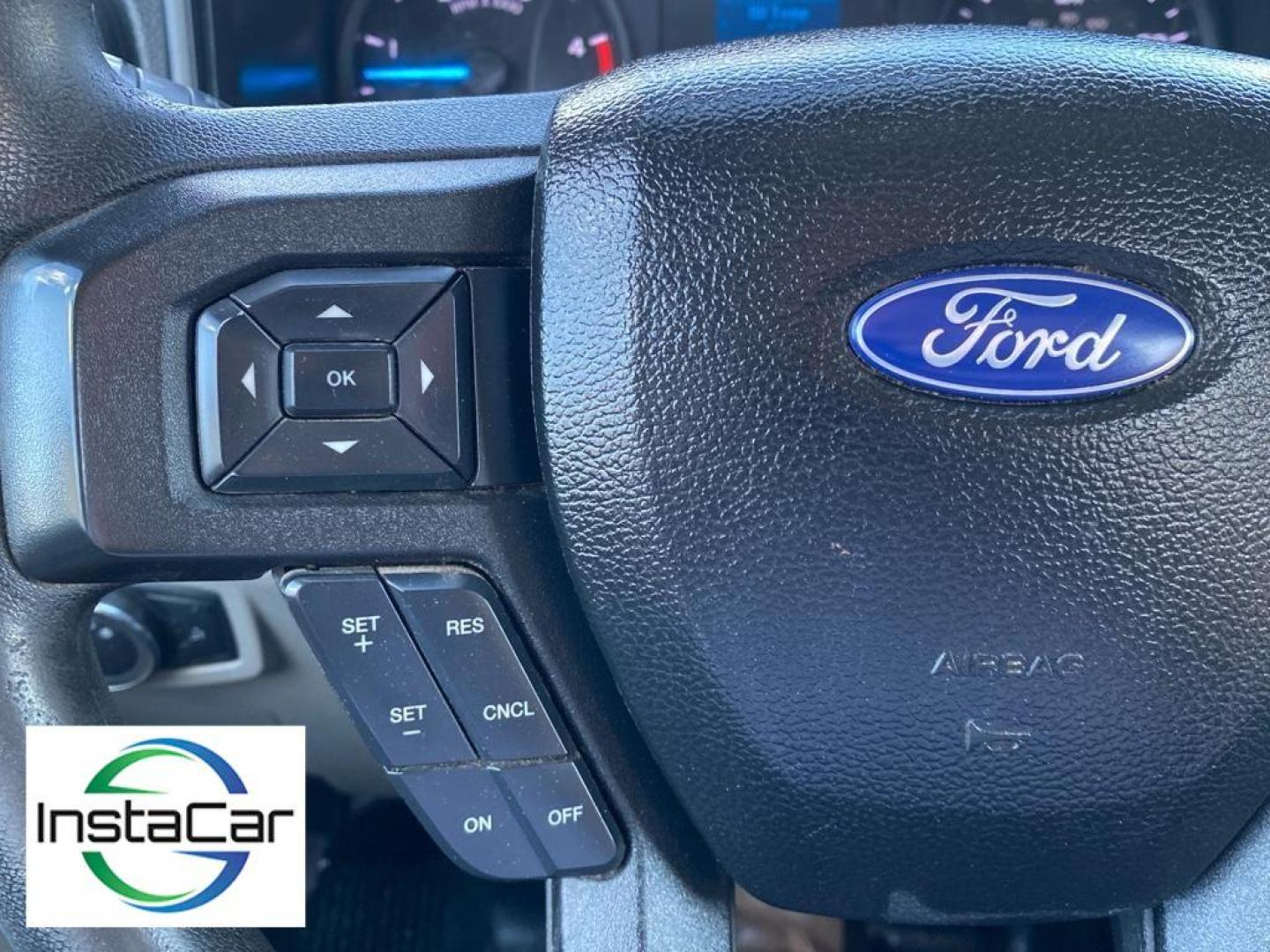2017 Oxford White /Medium Earth Gray Ford F-550 XL (1FDUF5HT6HE) with an V8, 6.7L engine, 6-speed automatic transmission, located at 3147 E Independence Blvd, Charlotte, NC, 28205, 35.200268, -80.773651 - <b>Equipment</b><br>See what's behind you with the back up camera on this Ford F-550. With the keyless entry system on this 2017 Ford F-550 F Series Super Duty you can pop the trunk without dropping your bags from the store. The vehicle has four wheel drive capabilities. This Ford F-550 has a V8, 6. - Photo#2