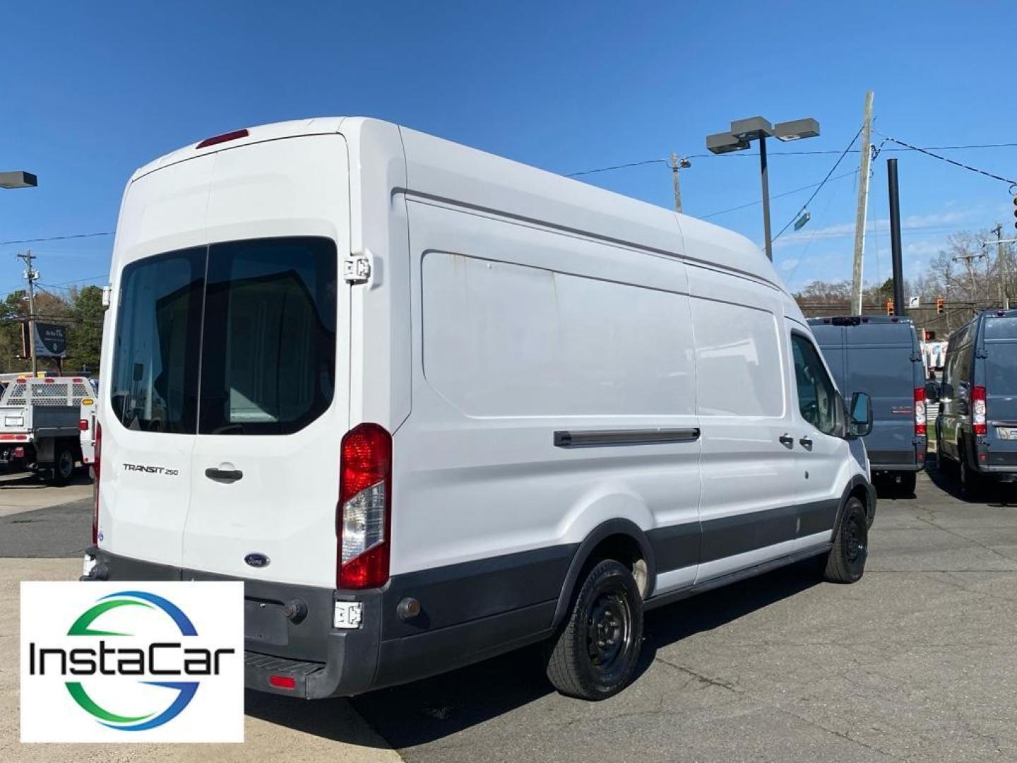 2017 Oxford White /Pewter Ford Transit Van Base w/Sliding Pass-Side Cargo-Door (1FTYR3XM7HK) with an V6, 3.7L engine, 6-speed automatic transmission, located at 6520 E. Independence Blvd., Charlotte, NC, 28212, 35.146019, -80.723465 - Introducing the 2017 Ford Transit Van T-250 EL High Roof Slide Base, a versatile and reliable choice for businesses and individuals seeking a spacious and efficient transport solution. This model is equipped with a robust V6, 3.7L engine, delivering a smooth and responsive driving experience. The re - Photo#11