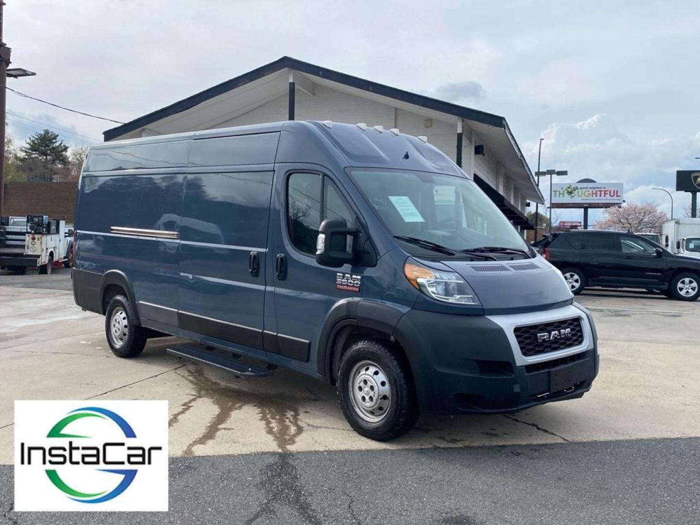 2020 Patriot Blue Pearlcoat /Black Ram ProMaster 3500 High Roof (3C6URVJG6LE) with an V6, 3.6L engine, 6-speed automatic transmission, located at 3147 E Independence Blvd, Charlotte, NC, 28205, 35.200268, -80.773651 - <b>Equipment</b><br>This Ram ProMaster 3500 features a hands-free Bluetooth phone system. See what's behind you with the back up camera on the Ram ProMaster 3500. This 1 ton van is front wheel drive. This 1 ton van has a V6, 3.6L high output engine. Impresses the most discerning driver with the deep - Photo#5
