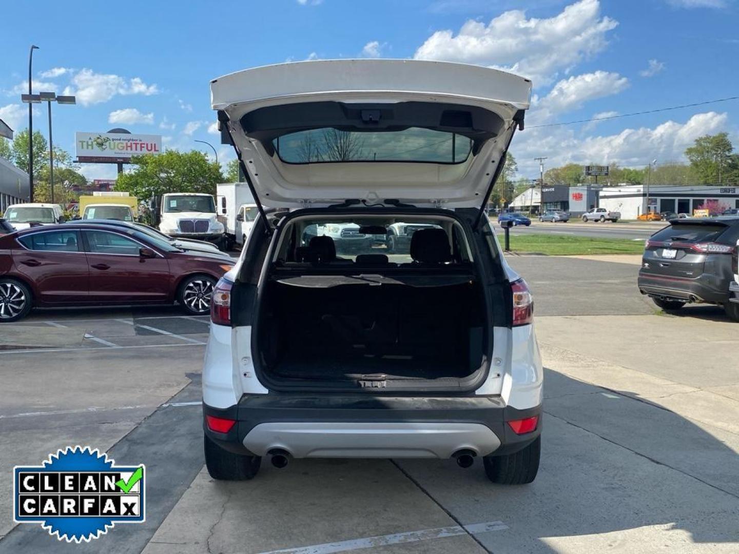 2018 Oxford White /Charcoal Black Ford Escape SE (1FMCU0GD3JU) with an 4 Cyl, 1.5L engine, 6-speed automatic transmission, located at 6520 E. Independence Blvd., Charlotte, NC, 28212, 35.146019, -80.723465 - Photo#21