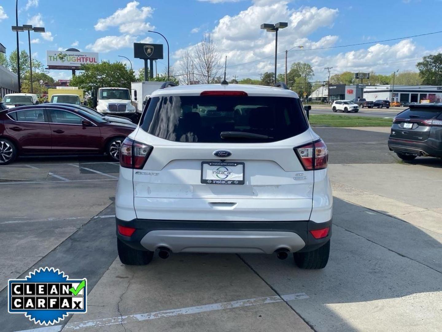 2018 Oxford White /Charcoal Black Ford Escape SE (1FMCU0GD3JU) with an 4 Cyl, 1.5L engine, 6-speed automatic transmission, located at 6520 E. Independence Blvd., Charlotte, NC, 28212, 35.146019, -80.723465 - Photo#9