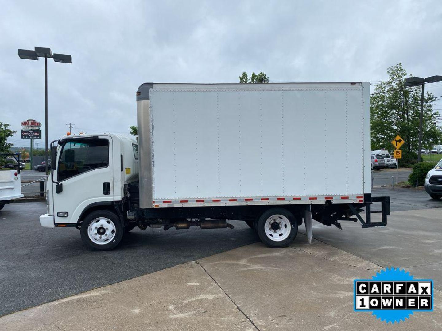2019 WHITE Isuzu NPR-HD (54DC4W1B4KS) with an V8, 6.0L engine, located at 3147 E Independence Blvd, Charlotte, NC, 28205, 35.200268, -80.773651 - Photo#7