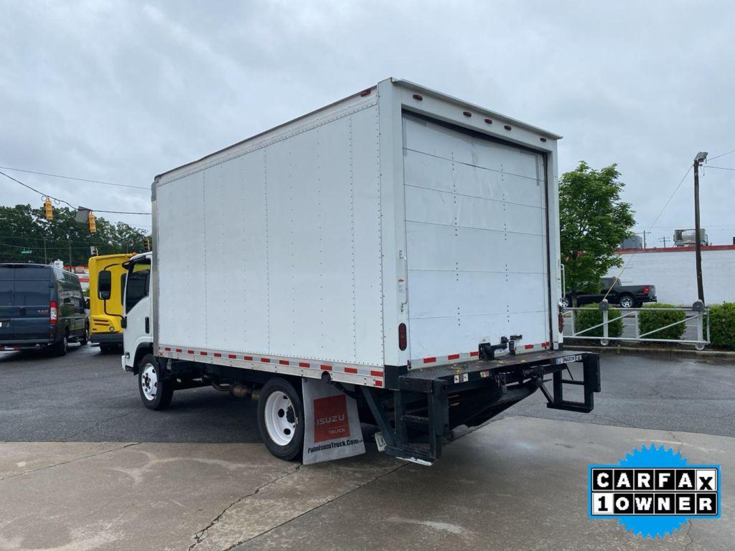2019 WHITE Isuzu NPR-HD (54DC4W1B4KS) with an V8, 6.0L engine, located at 3147 E Independence Blvd, Charlotte, NC, 28205, 35.200268, -80.773651 - Photo#8