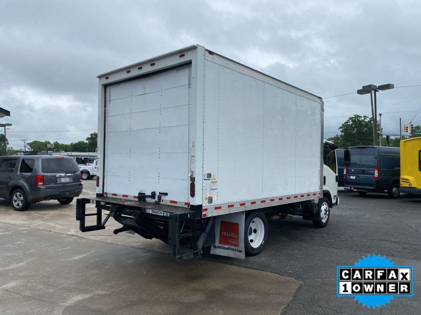 2019 WHITE Isuzu NPR-HD (54DC4W1B4KS) with an V8, 6.0L engine, located at 3147 E Independence Blvd, Charlotte, NC, 28205, 35.200268, -80.773651 - Photo#10