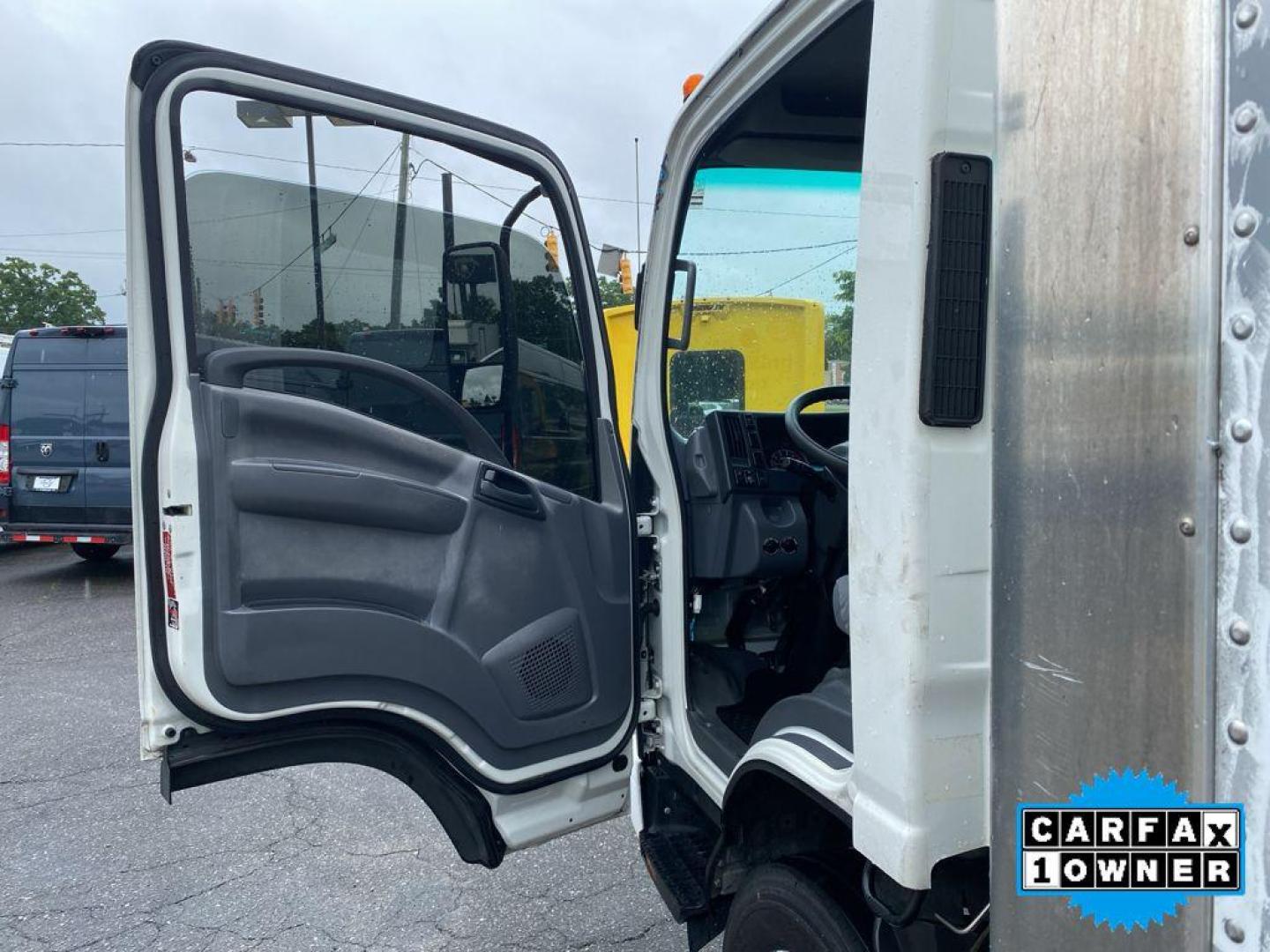 2019 WHITE Isuzu NPR-HD (54DC4W1B4KS) with an V8, 6.0L engine, located at 3147 E Independence Blvd, Charlotte, NC, 28205, 35.200268, -80.773651 - Photo#16