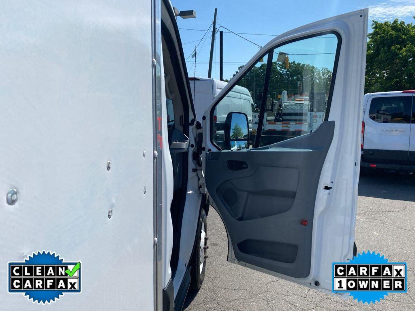 2016 Oxford White /Pewter Ford Transit Chassis Cab Base (1FDBF9ZM2GK) with an V6, 3.7L engine, 6-speed automatic transmission, located at 3147 E Independence Blvd, Charlotte, NC, 28205, 35.200268, -80.773651 - <b>Equipment</b><br>This vehicle has a clean CARFAX vehicle history report. This vehicle is a certified CARFAX 1-owner. This vehicle shines with clean polished lines coated with an elegant white finish. This 2016 Ford Transit Chassis Cab T-350HD has a V6, 3.7L high output engine. Enjoy the incredibl - Photo#23