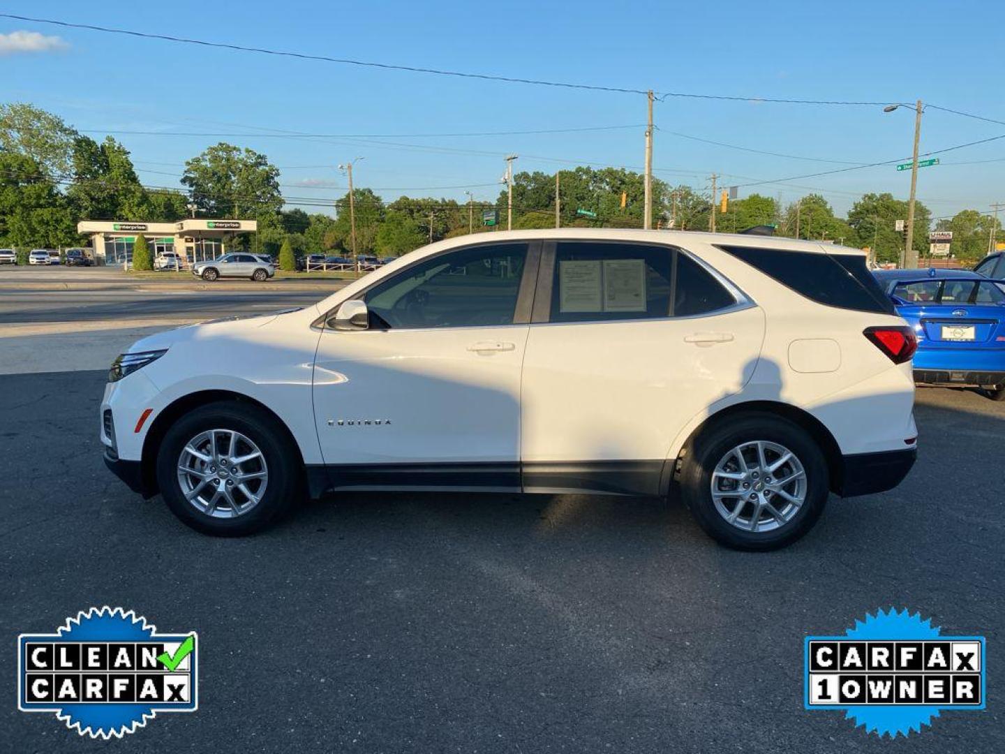 2022 Summit White /Jet Black Chevrolet Equinox LT (3GNAXKEV4NL) with an 4 Cyl, 1.5L engine, 6-speed automatic transmission, located at 3147 E Independence Blvd, Charlotte, NC, 28205, 35.200268, -80.773651 - Photo#10