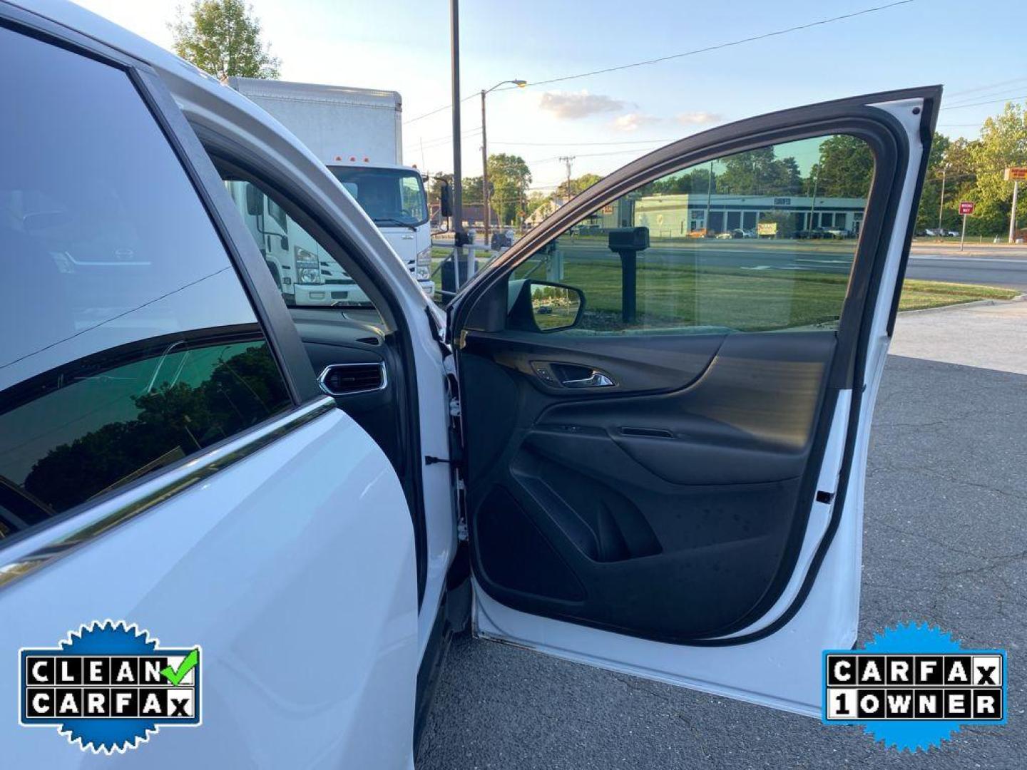 2022 Summit White /Jet Black Chevrolet Equinox LT (3GNAXKEV4NL) with an 4 Cyl, 1.5L engine, 6-speed automatic transmission, located at 3147 E Independence Blvd, Charlotte, NC, 28205, 35.200268, -80.773651 - Photo#23