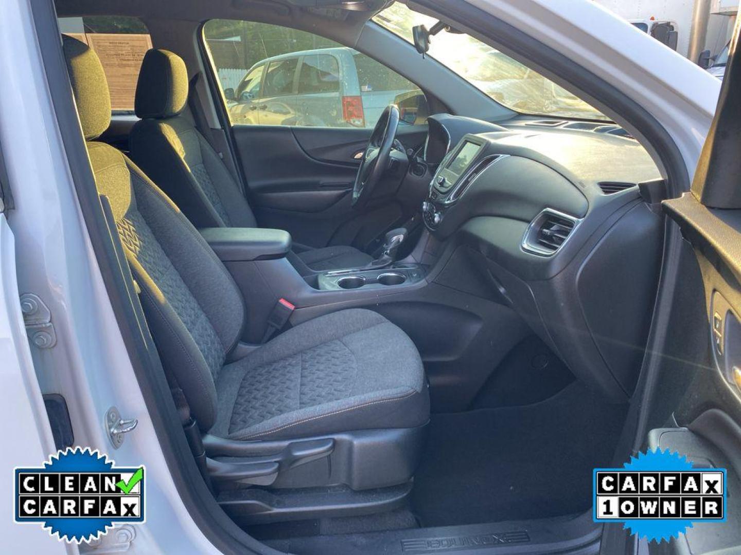 2022 Summit White /Jet Black Chevrolet Equinox LT (3GNAXKEV4NL) with an 4 Cyl, 1.5L engine, 6-speed automatic transmission, located at 3147 E Independence Blvd, Charlotte, NC, 28205, 35.200268, -80.773651 - Photo#27