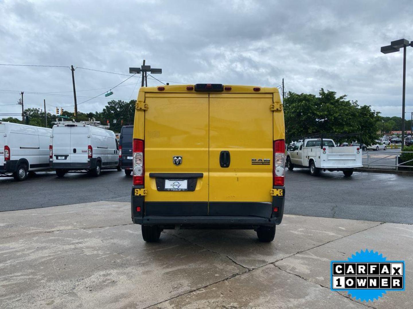 2020 Bright White Clearcoat /Black Ram ProMaster 1500 Low Roof (3C6TRVAG7LE) with an V6, 3.6L engine, 6-speed automatic transmission, located at 3147 E Independence Blvd, Charlotte, NC, 28205, 35.200268, -80.773651 - <b>Equipment</b><br>The state of the art park assist system will guide you easily into any spot. The vehicle is equipped with the latest generation of XM/Sirius Radio. The satellite radio system in this 2020 Ram ProMaster 1500 gives you access to hundreds of nation-wide radio stations with a clear - Photo#12