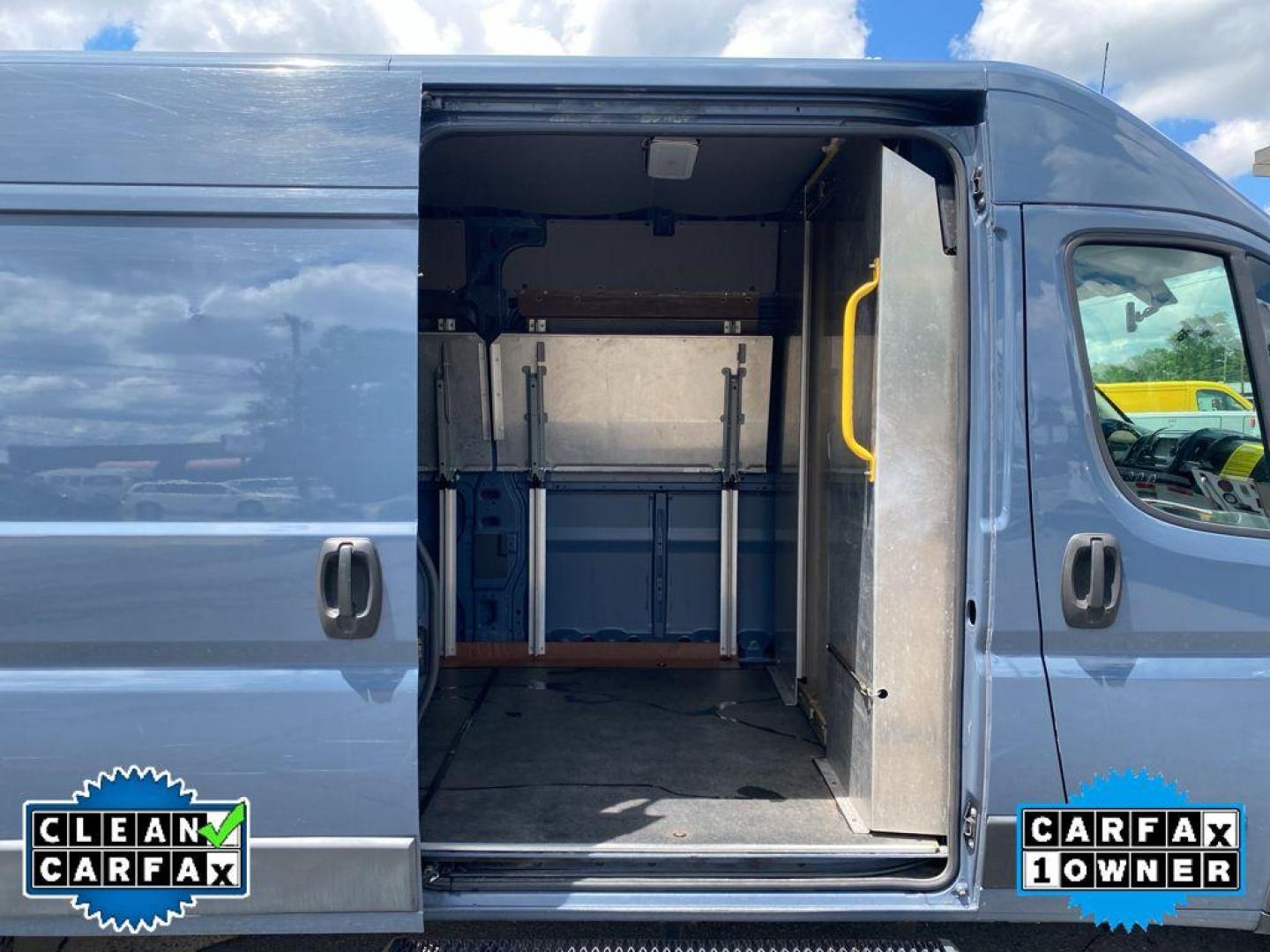 2019 Patriot Blue Pearlcoat /Black Ram ProMaster 3500 High Roof (3C6URVJG1KE) with an V6, 3.6L engine, 6-speed automatic transmission, located at 3147 E Independence Blvd, Charlotte, NC, 28205, 35.200268, -80.773651 - Photo#23