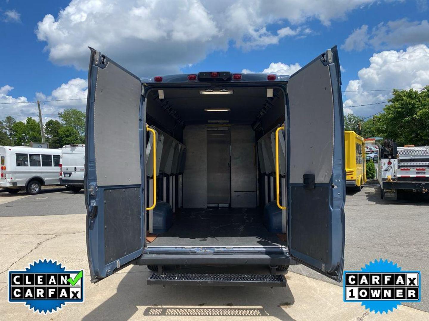2019 Patriot Blue Pearlcoat /Black Ram ProMaster 3500 High Roof (3C6URVJG1KE) with an V6, 3.6L engine, 6-speed automatic transmission, located at 3147 E Independence Blvd, Charlotte, NC, 28205, 35.200268, -80.773651 - Photo#26