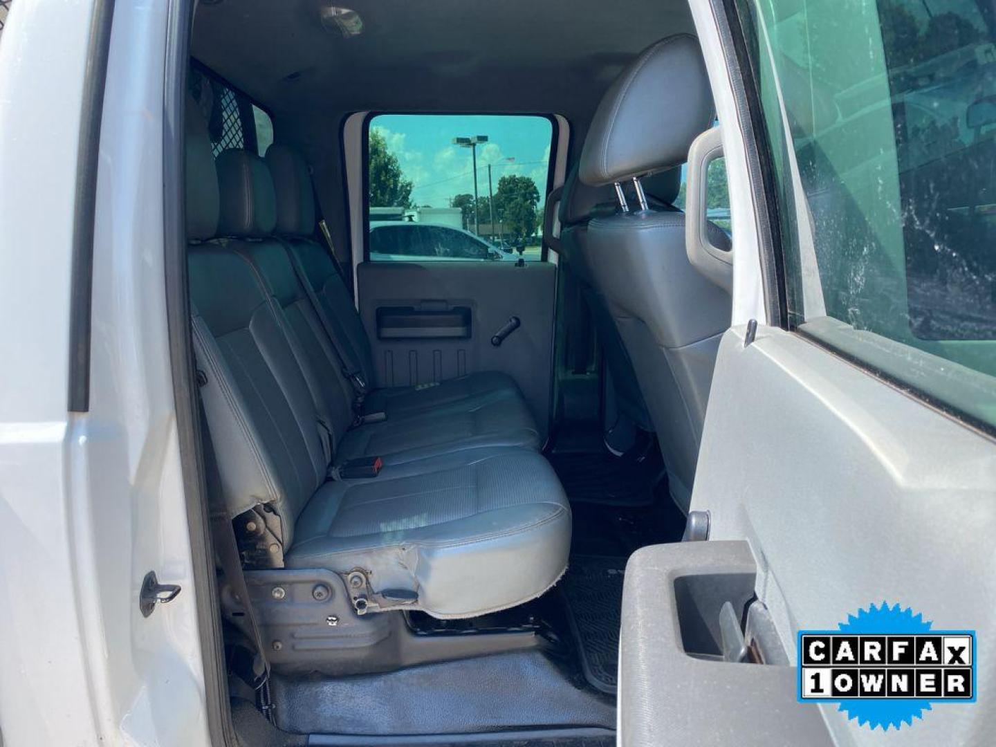 2015 Oxford White /Steel Ford F-550 XL (1FD0W5GT9FE) with an V8, 6.7L engine, 6-speed automatic transmission, located at 6520 E. Independence Blvd., Charlotte, NC, 28212, 35.146019, -80.723465 - <b>Equipment</b><br>This vehicle is a certified CARFAX 1-owner. A trailer braking system is already installed on this vehicle. The vehicle is outfitted with a Powerstroke diesel engine This Ford F-550 has a V8, 6.7L high output engine. It shines with clean polished lines coated with an elegant white - Photo#25
