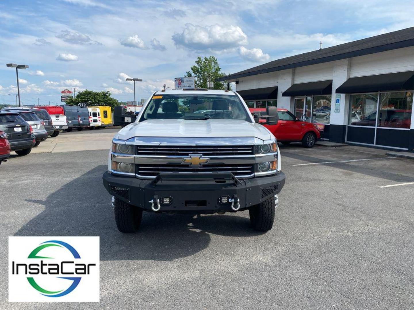2017 Summit White /Dark Ash/Jet Black Chevrolet Silverado Work Truck (1GB3CYCG4HZ) with an V8, 6.0L engine, 6-speed automatic transmission, located at 6520 E. Independence Blvd., Charlotte, NC, 28212, 35.146019, -80.723465 - Photo#5