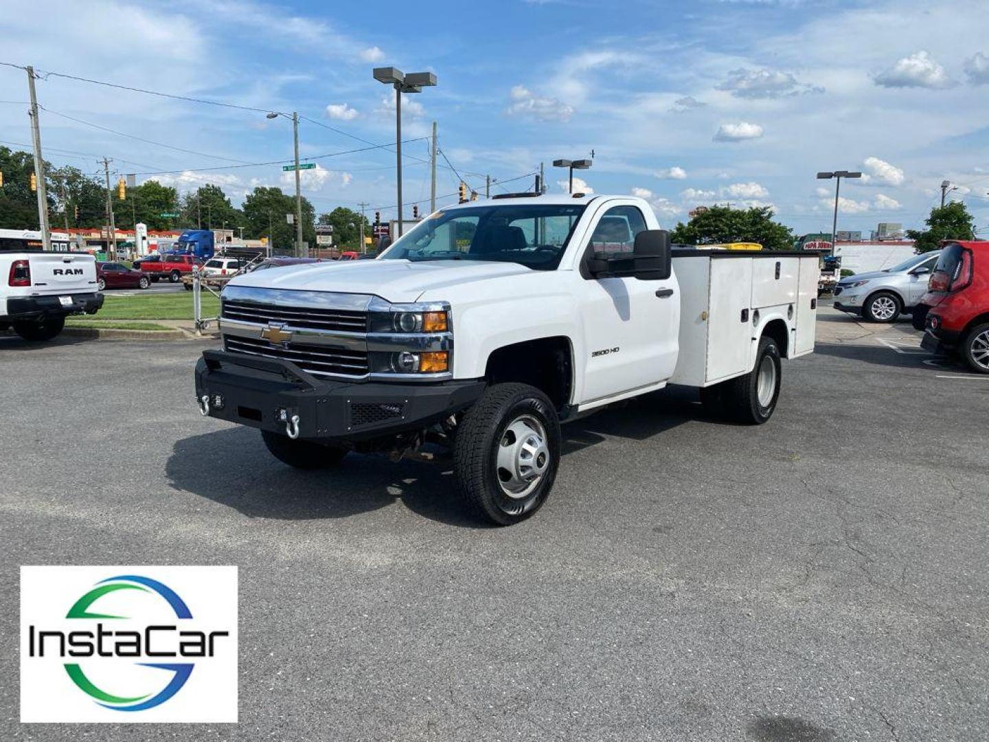 2017 Summit White /Dark Ash/Jet Black Chevrolet Silverado Work Truck (1GB3CYCG4HZ) with an V8, 6.0L engine, 6-speed automatic transmission, located at 6520 E. Independence Blvd., Charlotte, NC, 28212, 35.146019, -80.723465 - Photo#6