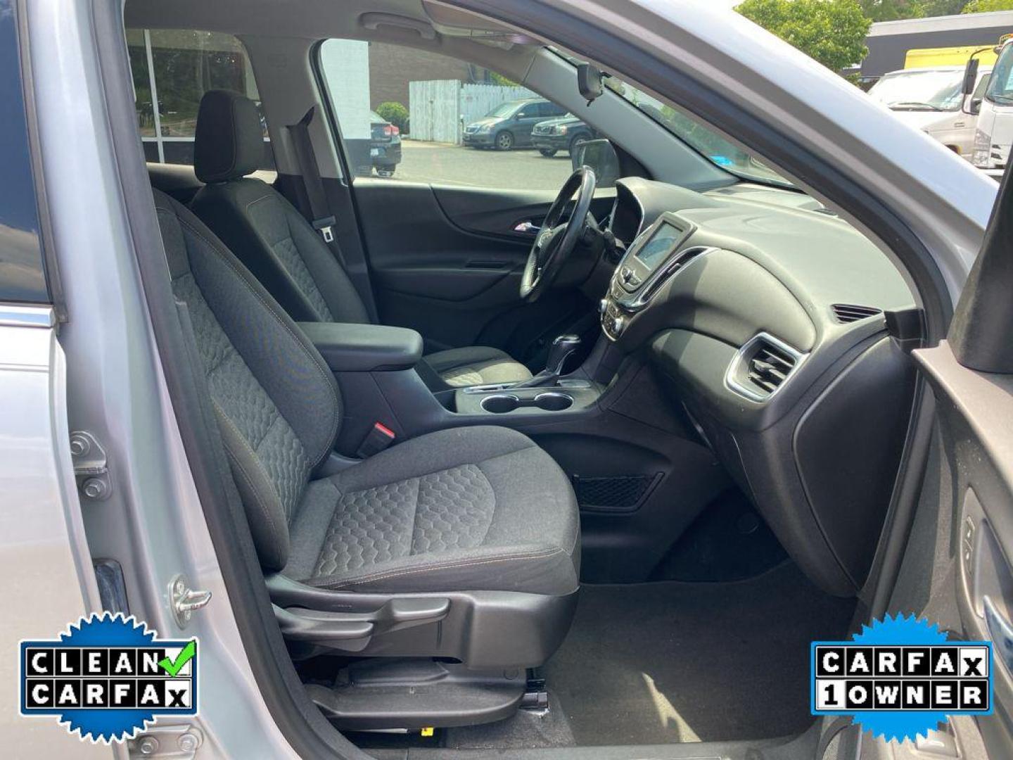 2018 Silver Ice Metallic /Jet Black Chevrolet Equinox LT (2GNAXJEV4J6) with an 4 Cyl, 1.5L engine, 6-speed automatic transmission, located at 6520 E. Independence Blvd., Charlotte, NC, 28212, 35.146019, -80.723465 - Introducing the dynamic 2018 Chevrolet Equinox LT (1LT), a perfect blend of style, efficiency, and cutting-edge technology! This fantastic SUV is designed to elevate your driving experience with its sleek, aerodynamic body and a host of impressive features that are sure to delight.<br><br>Under the - Photo#27