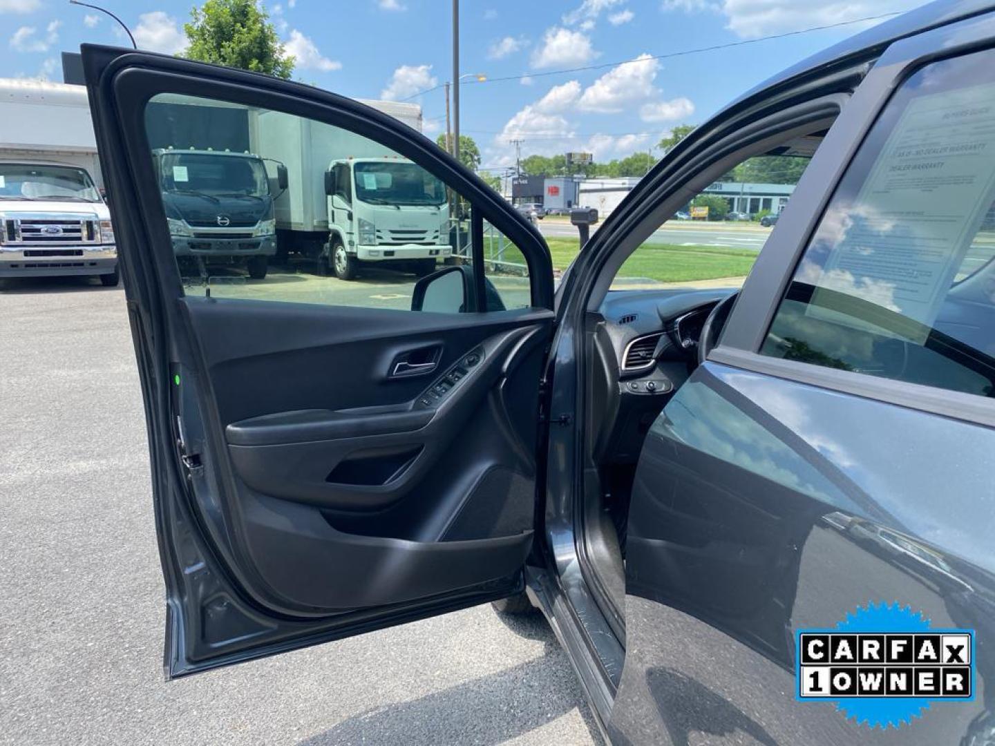 2020 Nightfall Gray Metallic /Jet Black Chevrolet Trax LS (3GNCJKSBXLL) with an 4 Cyl, 1.4L engine, 6-speed automatic transmission, located at 6520 E. Independence Blvd., Charlotte, NC, 28212, 35.146019, -80.723465 - Discover the perfect blend of versatility and efficiency with our 2020 Chevrolet Trax LS. This compact SUV is ideal for city driving while offering the space and features you need for your next adventure. Equipped with a fuel-efficient 4-cylinder, 1.4L engine and front-wheel drive, this Chevrolet Tr - Photo#19