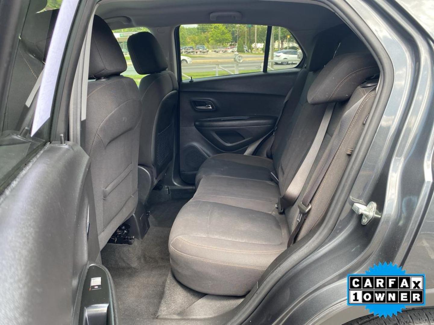 2020 Nightfall Gray Metallic /Jet Black Chevrolet Trax LS (3GNCJKSBXLL) with an 4 Cyl, 1.4L engine, 6-speed automatic transmission, located at 6520 E. Independence Blvd., Charlotte, NC, 28212, 35.146019, -80.723465 - Discover the perfect blend of versatility and efficiency with our 2020 Chevrolet Trax LS. This compact SUV is ideal for city driving while offering the space and features you need for your next adventure. Equipped with a fuel-efficient 4-cylinder, 1.4L engine and front-wheel drive, this Chevrolet Tr - Photo#25