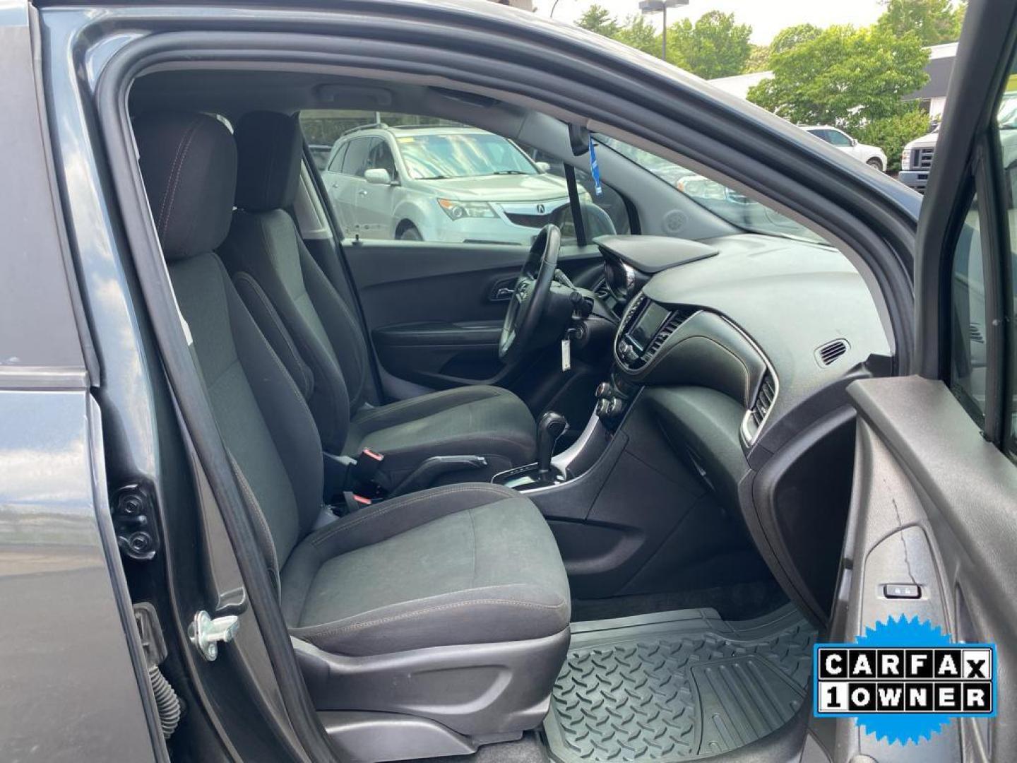 2020 Nightfall Gray Metallic /Jet Black Chevrolet Trax LS (3GNCJKSBXLL) with an 4 Cyl, 1.4L engine, 6-speed automatic transmission, located at 6520 E. Independence Blvd., Charlotte, NC, 28212, 35.146019, -80.723465 - Discover the perfect blend of versatility and efficiency with our 2020 Chevrolet Trax LS. This compact SUV is ideal for city driving while offering the space and features you need for your next adventure. Equipped with a fuel-efficient 4-cylinder, 1.4L engine and front-wheel drive, this Chevrolet Tr - Photo#27