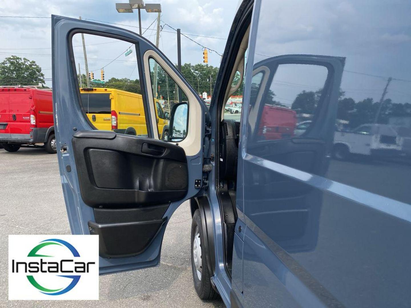 2020 Granite Crystal Metallic Clearcoat /Black Ram ProMaster 3500 High Roof (3C6URVJG5LE) with an V6, 3.6L engine, 6-speed automatic transmission, located at 6520 E. Independence Blvd., Charlotte, NC, 28212, 35.146019, -80.723465 - <b>Equipment</b><br>This model features a hands-free Bluetooth phone system. See what's behind you with the back up camera on it. Set the temperature exactly where you are most comfortable in this Ram ProMaster 3500. The fan speed and temperature will automatically adjust to maintain your preferred - Photo#17