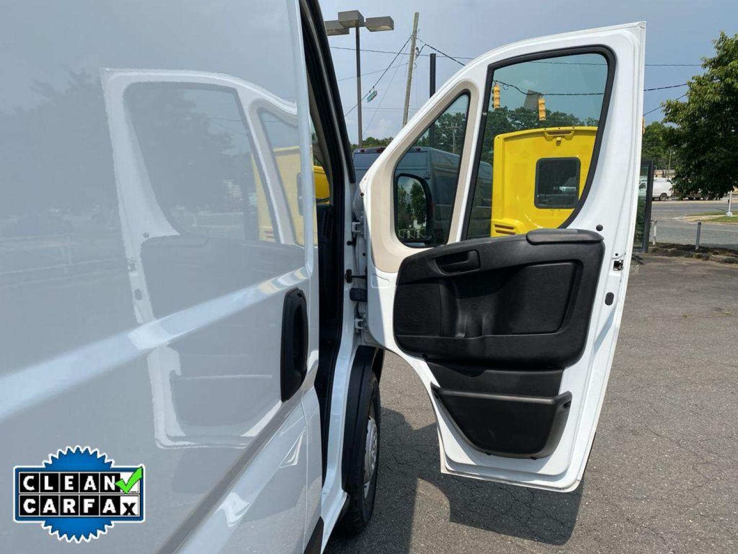 2020 Bright White Clearcoat /Black Ram ProMaster 3500 High Roof (3C6URVJG6LE) with an V6, 3.6L engine, 6-speed automatic transmission, located at 6520 E. Independence Blvd., Charlotte, NC, 28212, 35.146019, -80.723465 - <b>Equipment</b><br>The state of the art park assist system will guide you easily into any spot. See what's behind you with the back up camera on this 1 ton van. This vehicle has a clean CARFAX vehicle history report. This model features a hands-free Bluetooth phone system. This vehicle shines with - Photo#21