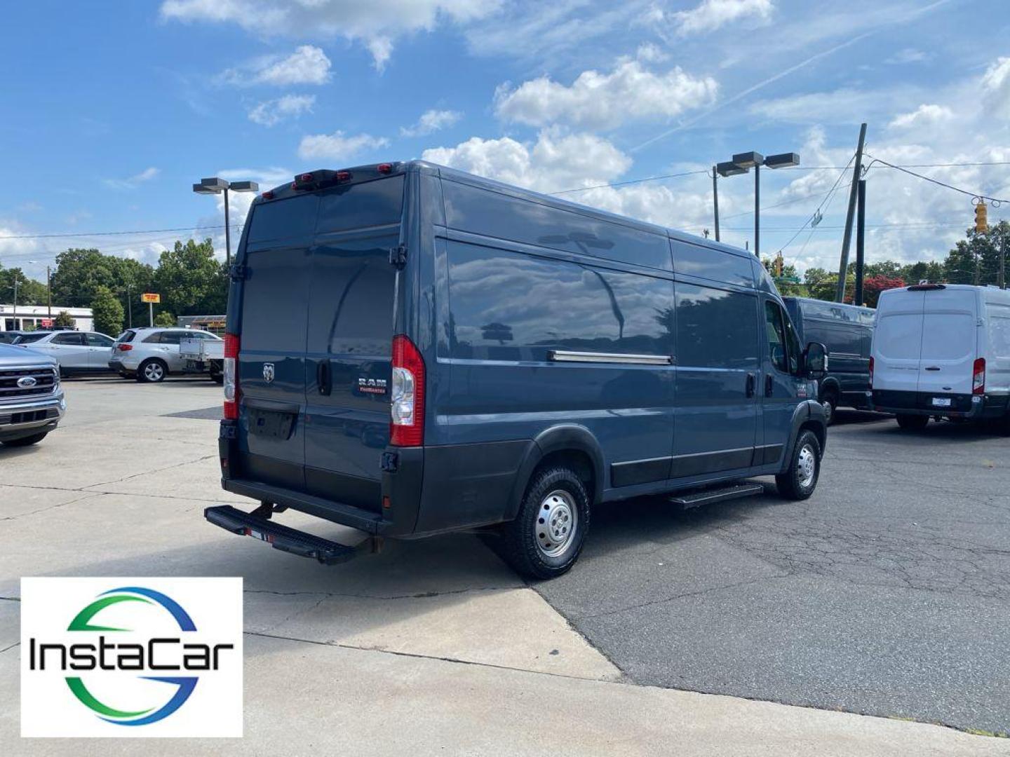 2019 white /Black Ram ProMaster 3500 High Roof (3C6URVJG2KE) with an V6, 3.6L engine, 6-speed automatic transmission, located at 6520 E. Independence Blvd., Charlotte, NC, 28212, 35.146019, -80.723465 - <b>Equipment</b><br>Protect the vehicle from unwanted accidents with a cutting edge backup camera system. This 1 ton van features a hands-free Bluetooth phone system. The vehicle is front wheel drive. This model has a V6, 3.6L high output engine. With the keyless entry system on the vehicle you can - Photo#11