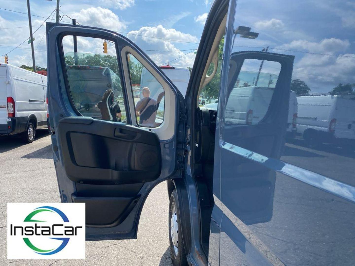 2019 white /Black Ram ProMaster 3500 High Roof (3C6URVJG2KE) with an V6, 3.6L engine, 6-speed automatic transmission, located at 6520 E. Independence Blvd., Charlotte, NC, 28212, 35.146019, -80.723465 - <b>Equipment</b><br>Protect the vehicle from unwanted accidents with a cutting edge backup camera system. This 1 ton van features a hands-free Bluetooth phone system. The vehicle is front wheel drive. This model has a V6, 3.6L high output engine. With the keyless entry system on the vehicle you can - Photo#17