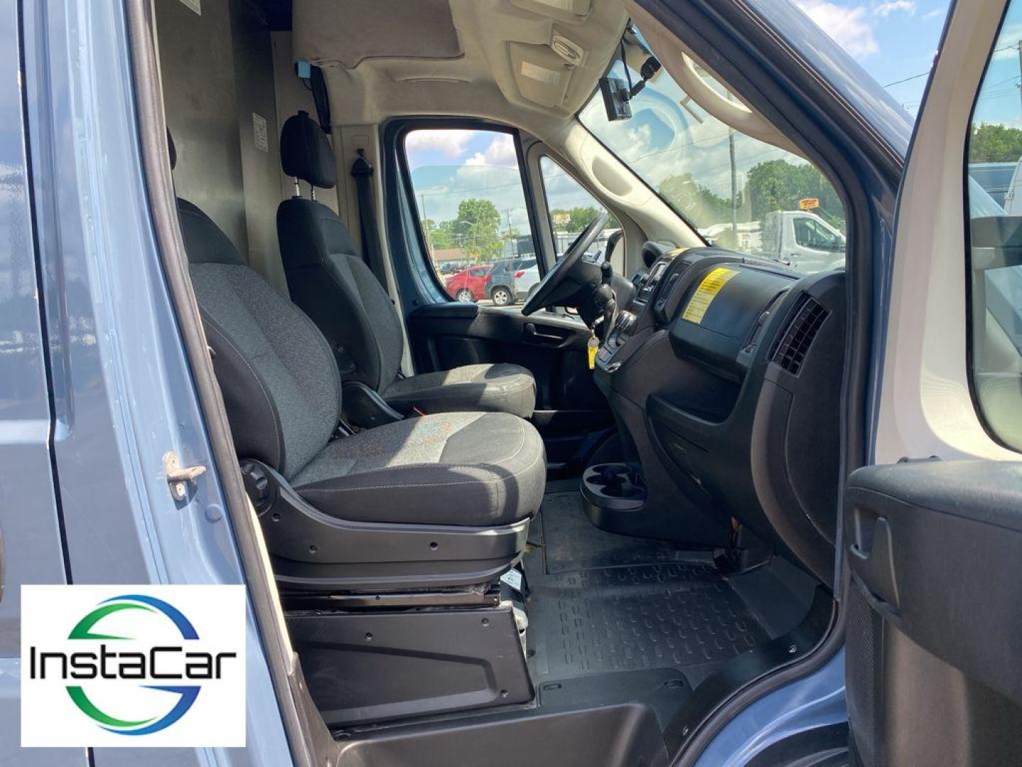 2019 white /Black Ram ProMaster 3500 High Roof (3C6URVJG2KE) with an V6, 3.6L engine, 6-speed automatic transmission, located at 6520 E. Independence Blvd., Charlotte, NC, 28212, 35.146019, -80.723465 - <b>Equipment</b><br>Protect the vehicle from unwanted accidents with a cutting edge backup camera system. This 1 ton van features a hands-free Bluetooth phone system. The vehicle is front wheel drive. This model has a V6, 3.6L high output engine. With the keyless entry system on the vehicle you can - Photo#21