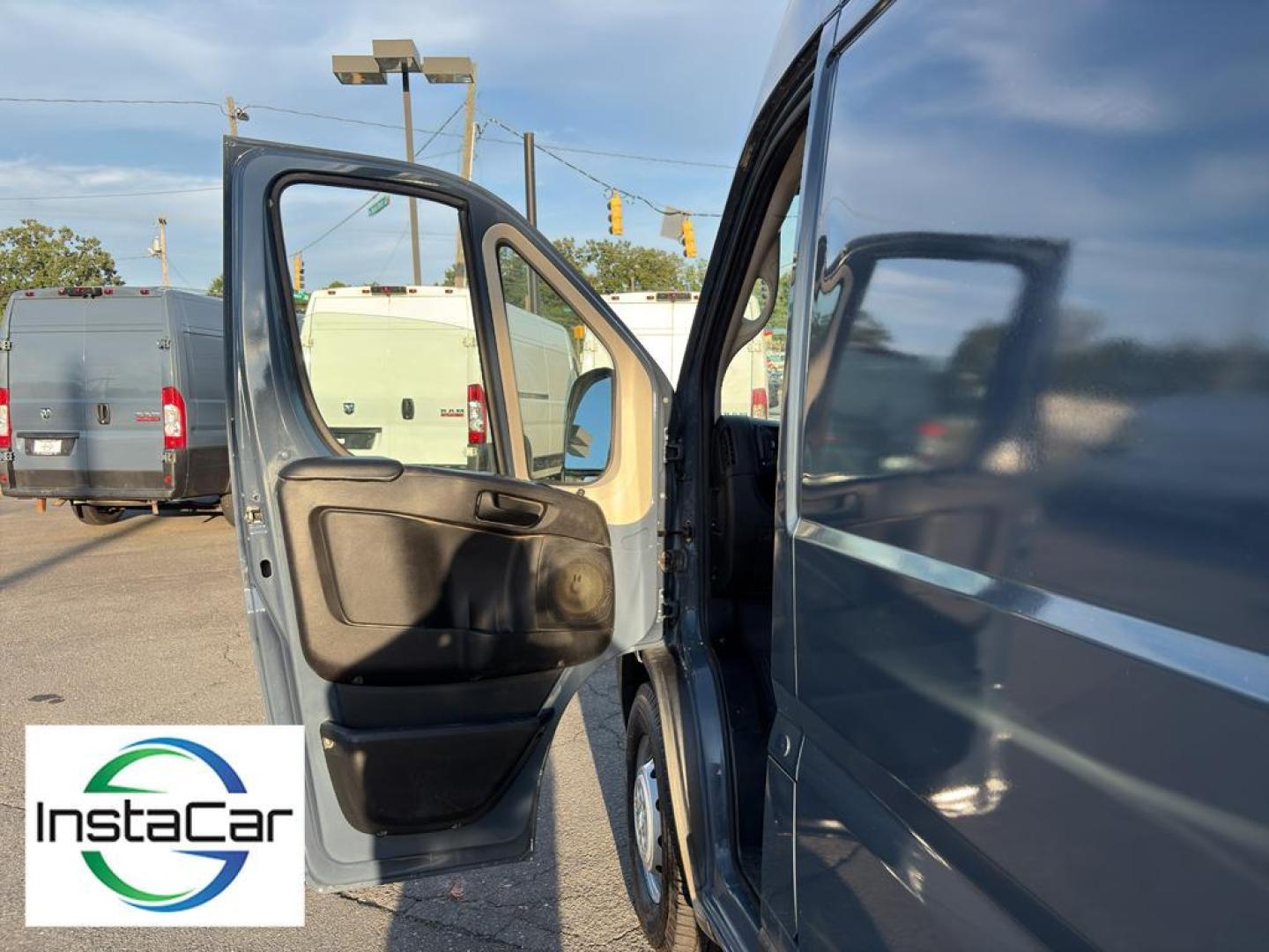 2019 Blue /Black Ram ProMaster 2500 High Roof (3C6TRVDGXKE) with an V6, 3.6L engine, 6-speed automatic transmission, located at 6520 E. Independence Blvd., Charlotte, NC, 28212, 35.146019, -80.723465 - <b>Equipment</b><br>Protect this 3/4 ton van from unwanted accidents with a cutting edge backup camera system. Bluetooth technology is built into the vehicle, keeping your hands on the steering wheel and your focus on the road. Front wheel drive on this 2019 Ram ProMaster 2500 gives you better trac - Photo#16