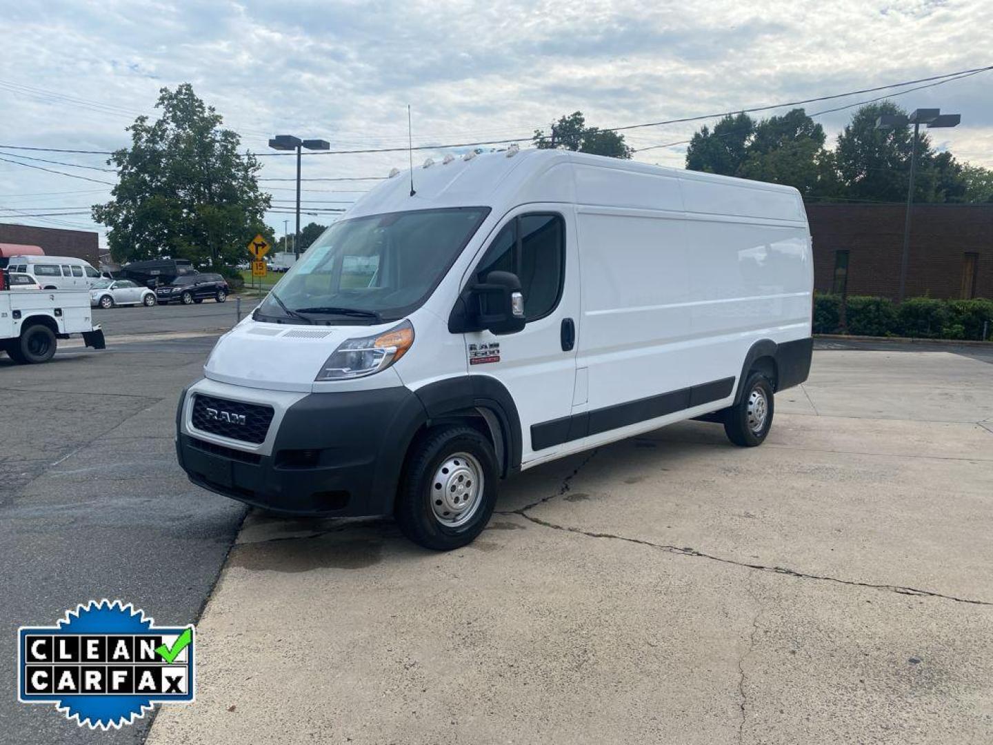 2019 Bright White Clearcoat /Black Ram ProMaster 3500 High Roof (3C6URVJG8KE) with an V6, 3.6L engine, 6-speed automatic transmission, located at 6520 E. Independence Blvd., Charlotte, NC, 28212, 35.146019, -80.723465 - <b>Equipment</b><br>The rear parking assist technology on it will put you at ease when reversing. The system alerts you as you get closer to an obstruction. This unit has a clean CARFAX vehicle history report. See what's behind you with the back up camera on this 1 ton van. It features a hands-free - Photo#7