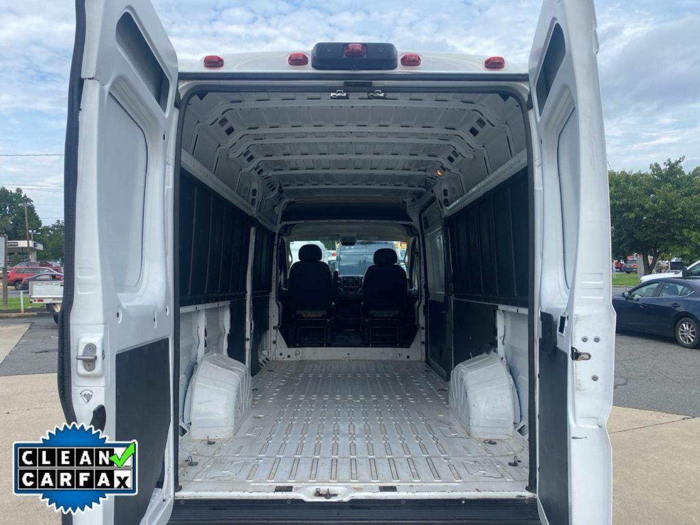 2019 Bright White Clearcoat /Black Ram ProMaster 3500 High Roof (3C6URVJG8KE) with an V6, 3.6L engine, 6-speed automatic transmission, located at 6520 E. Independence Blvd., Charlotte, NC, 28212, 35.146019, -80.723465 - <b>Equipment</b><br>The rear parking assist technology on it will put you at ease when reversing. The system alerts you as you get closer to an obstruction. This unit has a clean CARFAX vehicle history report. See what's behind you with the back up camera on this 1 ton van. It features a hands-free - Photo#25