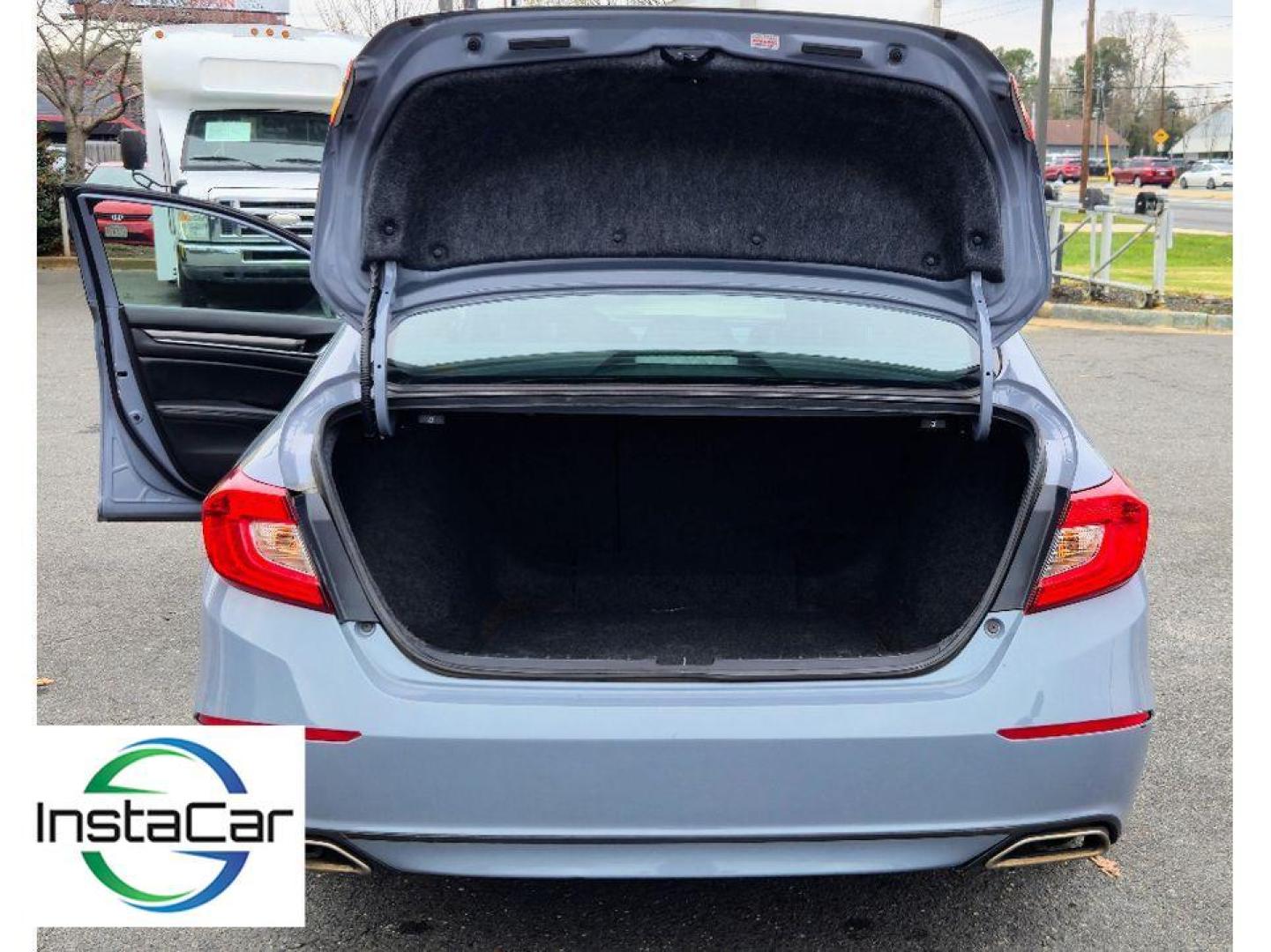 2021 Crystal Black Pearl /Black Honda Accord Sport (1HGCV1F38MA) with an 4 Cyl, 1.5L engine, CVT transmission, located at 6520 E. Independence Blvd., Charlotte, NC, 28212, 35.146019, -80.723465 - The Honda Accord offers Apple CarPlay for seamless connectivity. The leather seats in the Honda Accord are a must for buyers looking for comfort, durability, and style. This model keeps you comfortable with Auto Climate. See what's behind you with the back up camera on this mid-size car. This Honda - Photo#17