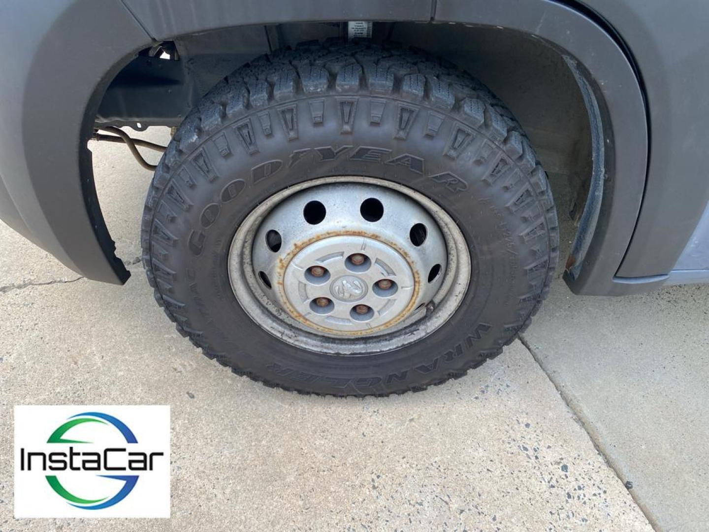 2019 Patriot Blue Pearlcoat /Black Ram ProMaster 3500 High Roof (3C6URVJG0KE) with an V6, 3.6L engine, 6-speed automatic transmission, located at 6520 E. Independence Blvd., Charlotte, NC, 28212, 35.146019, -80.723465 - <b>Equipment</b><br>See what's behind you with the back up camera on this Ram ProMaster 3500. Good News! This certified CARFAX 1-owner vehicle has only had one owner before you. The vehicle features a hands-free Bluetooth phone system. Maintaining a stable interior temperature in this 1 ton van is e - Photo#10