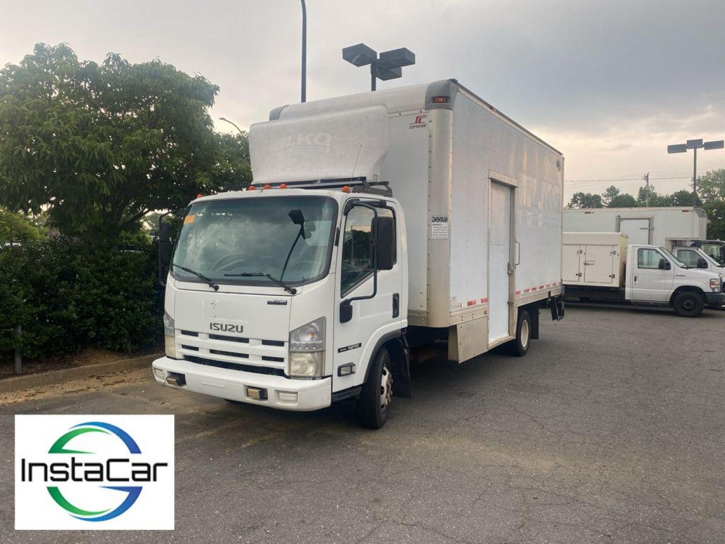2009 white Isuzu NPR (4KLB4W1N49J) with an V8, 6.0L engine, Automatic transmission, located at 6520 E. Independence Blvd., Charlotte, NC, 28212, 35.146019, -80.723465 - Photo#2