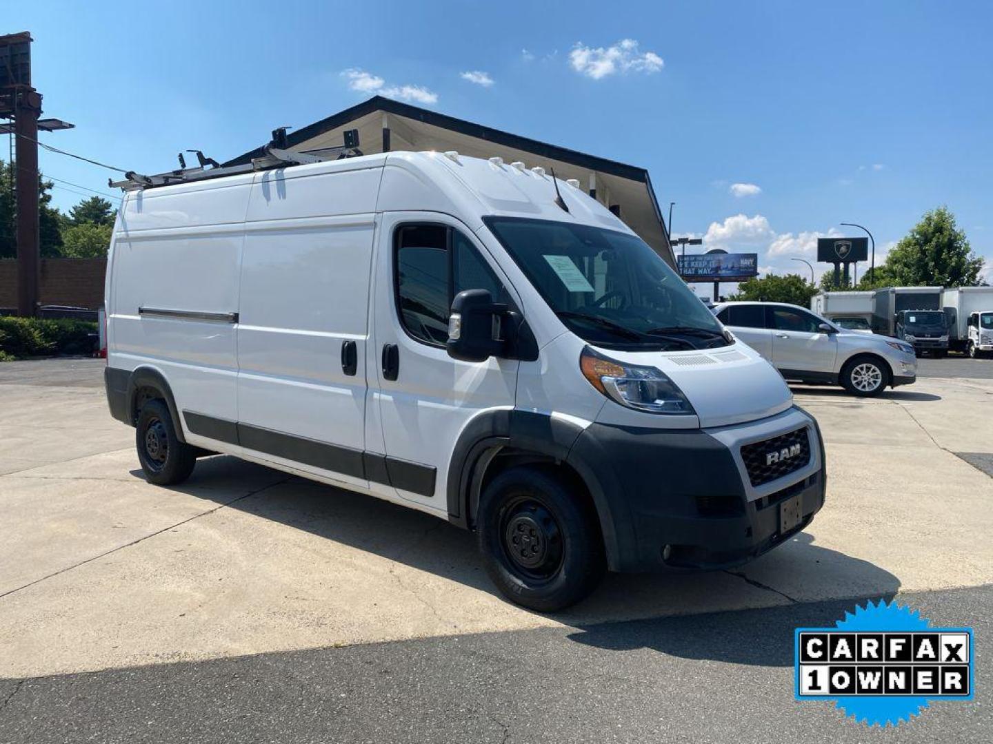 2022 Bright White Clearcoat /Black Ram ProMaster 2500 High Roof (3C6LRVDG5NE) with an V6, 3.6L engine, 9-speed automatic transmission, located at 6520 E. Independence Blvd., Charlotte, NC, 28212, 35.146019, -80.723465 - Photo#1