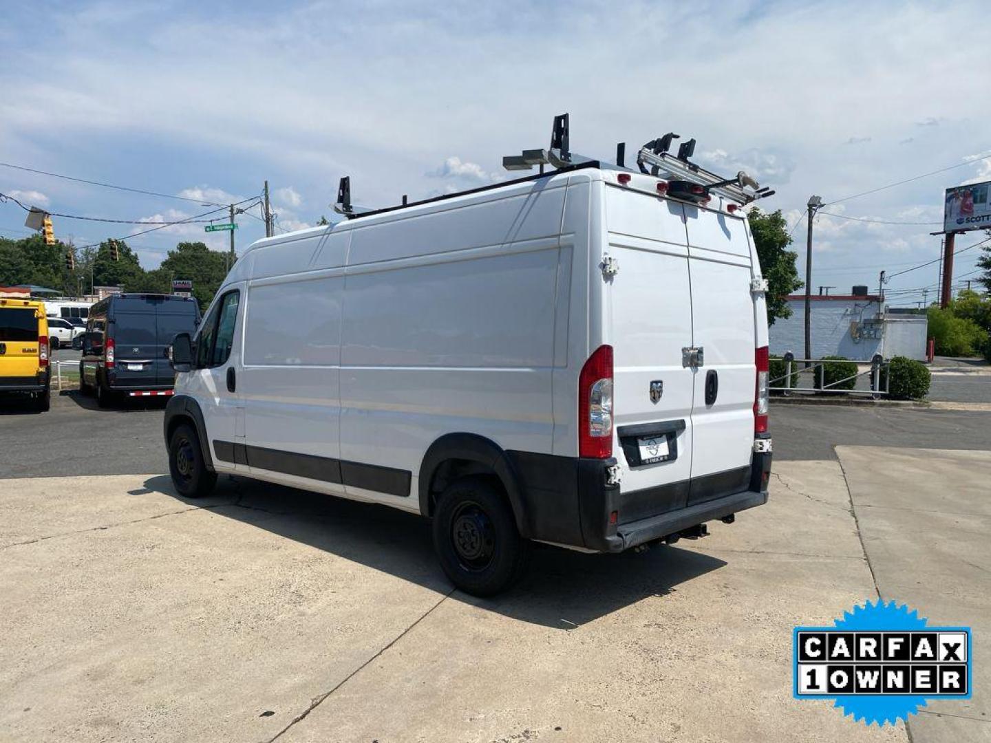 2022 Bright White Clearcoat /Black Ram ProMaster 2500 High Roof (3C6LRVDG5NE) with an V6, 3.6L engine, 9-speed automatic transmission, located at 6520 E. Independence Blvd., Charlotte, NC, 28212, 35.146019, -80.723465 - Photo#5