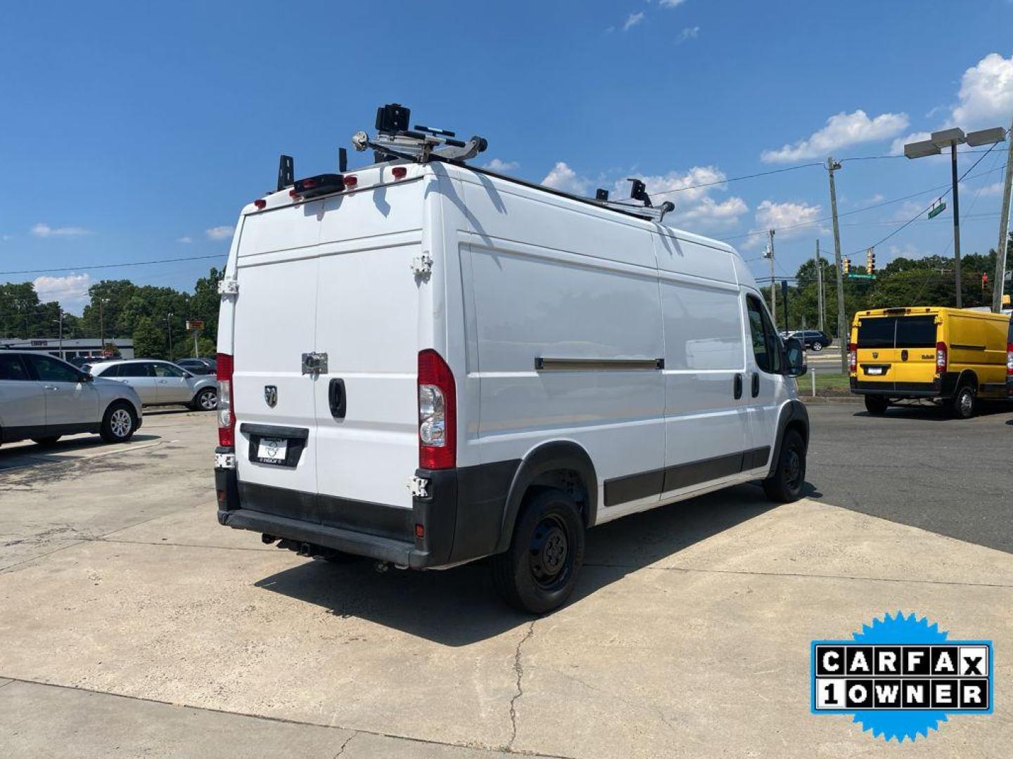 2022 Bright White Clearcoat /Black Ram ProMaster 2500 High Roof (3C6LRVDG5NE) with an V6, 3.6L engine, 9-speed automatic transmission, located at 6520 E. Independence Blvd., Charlotte, NC, 28212, 35.146019, -80.723465 - Photo#7