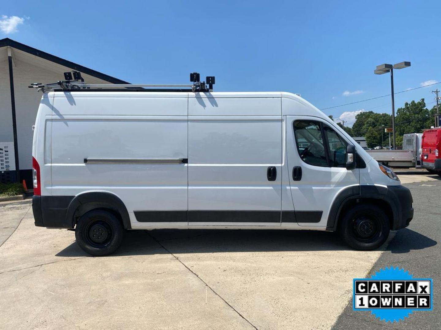 2022 Bright White Clearcoat /Black Ram ProMaster 2500 High Roof (3C6LRVDG5NE) with an V6, 3.6L engine, 9-speed automatic transmission, located at 6520 E. Independence Blvd., Charlotte, NC, 28212, 35.146019, -80.723465 - Photo#8