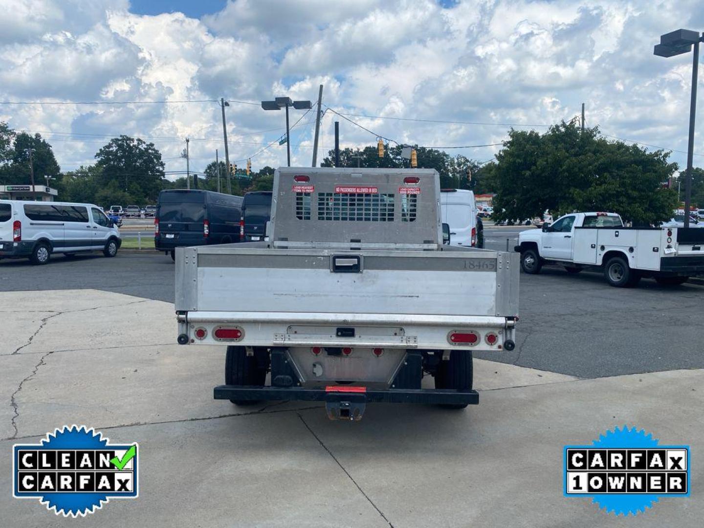 2018 Oxford White /Pewter Ford Transit Chassis Cab Base (1FDYR5ZM2JK) with an V6, 3.7L engine, 6-speed automatic transmission, located at 6520 E. Independence Blvd., Charlotte, NC, 28212, 35.146019, -80.723465 - <b>Equipment</b><br>Protect this 3/4 ton van from unwanted accidents with a cutting edge backup camera system. Good News! This certified CARFAX 1-owner vehicle has only had one owner before you. It has a clean CARFAX vehicle history report. Enjoy the incredible handling with the rear wheel drive on - Photo#9