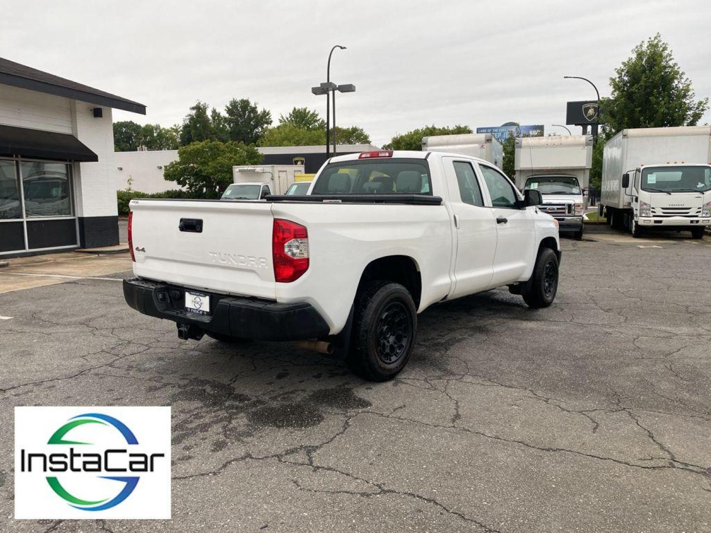 2017 Super White /Graphite Toyota Tundra SR (5TFUM5F16HX) with an V8, 4.6L engine, 6-speed automatic transmission, located at 6520 E. Independence Blvd., Charlotte, NC, 28212, 35.146019, -80.723465 - For sale: a robust 2017 Toyota Tundra equipped with 4WD and a powerful V8, 4.6L engineready to tackle any terrain with ease and reliability. This pre-owned gem combines strength with sophistication, making it an ideal choice for both work and play. <br><br>Inside, enjoy the convenience and safety of - Photo#11